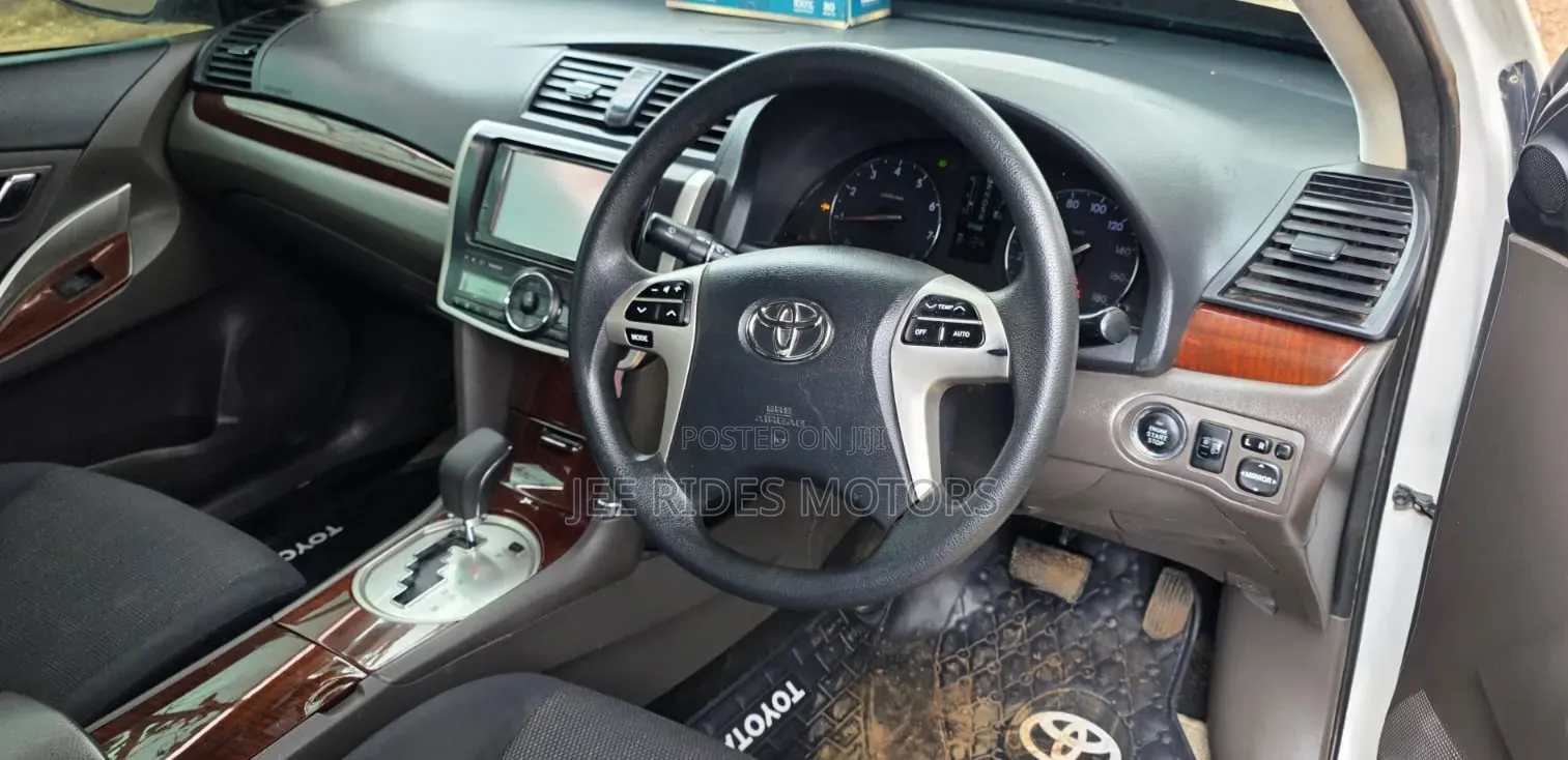 Toyota Allion 2013 Off white