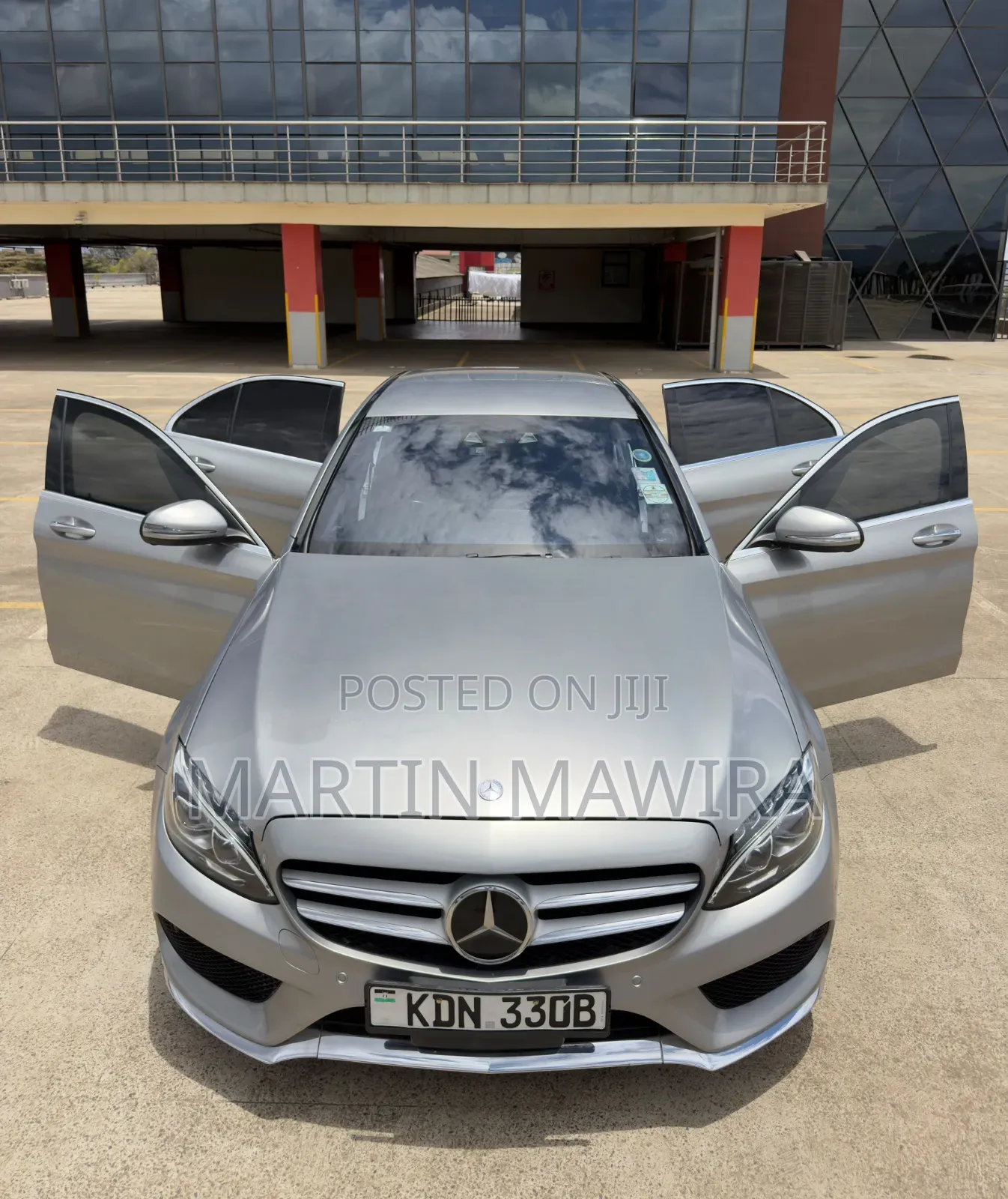 Mercedes-Benz C200 2016 Gray