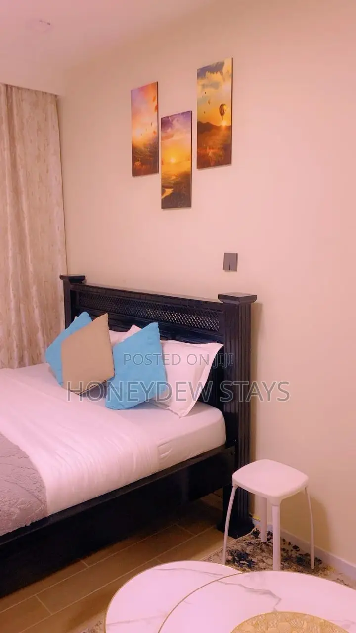 Studio Convenient for Airport Stopover | Comfortable & Private
