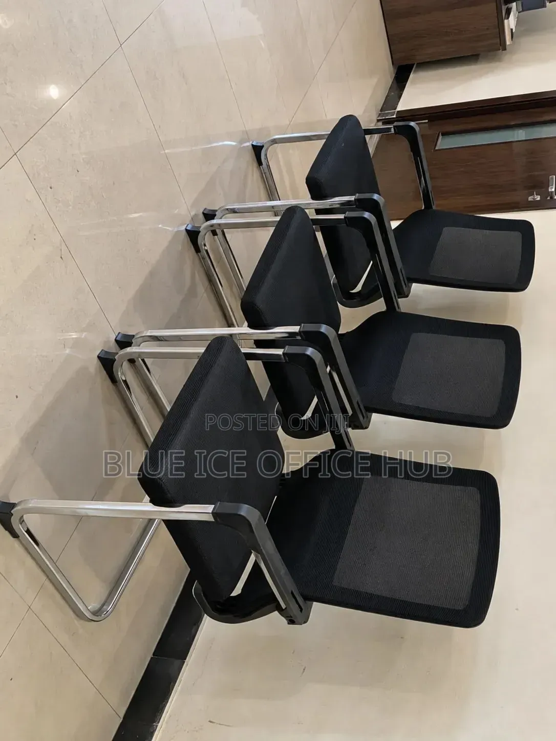Black Mesh Visitor Chair – Office Guest Chair With Metallic Frame