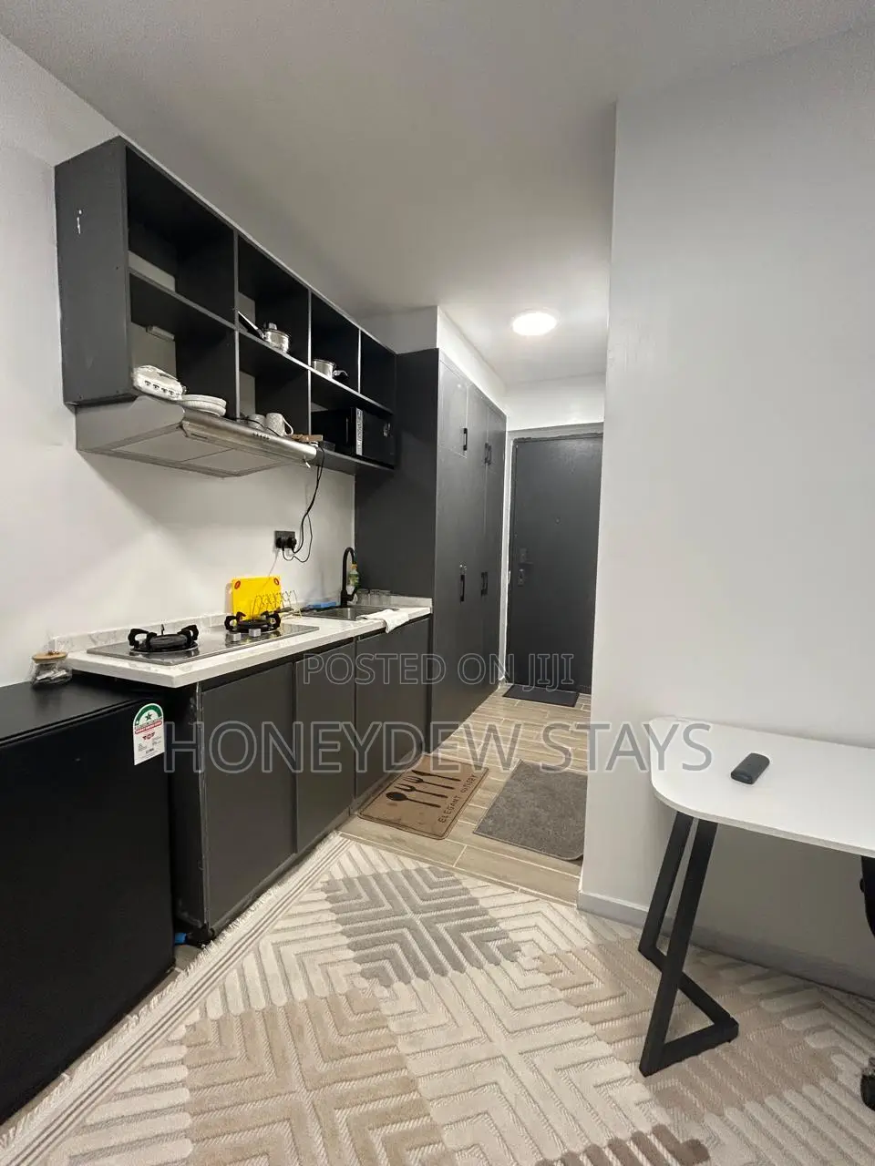 Business Travel Studio-Near Airport and SGR | Wi-Fi & Smart TV
