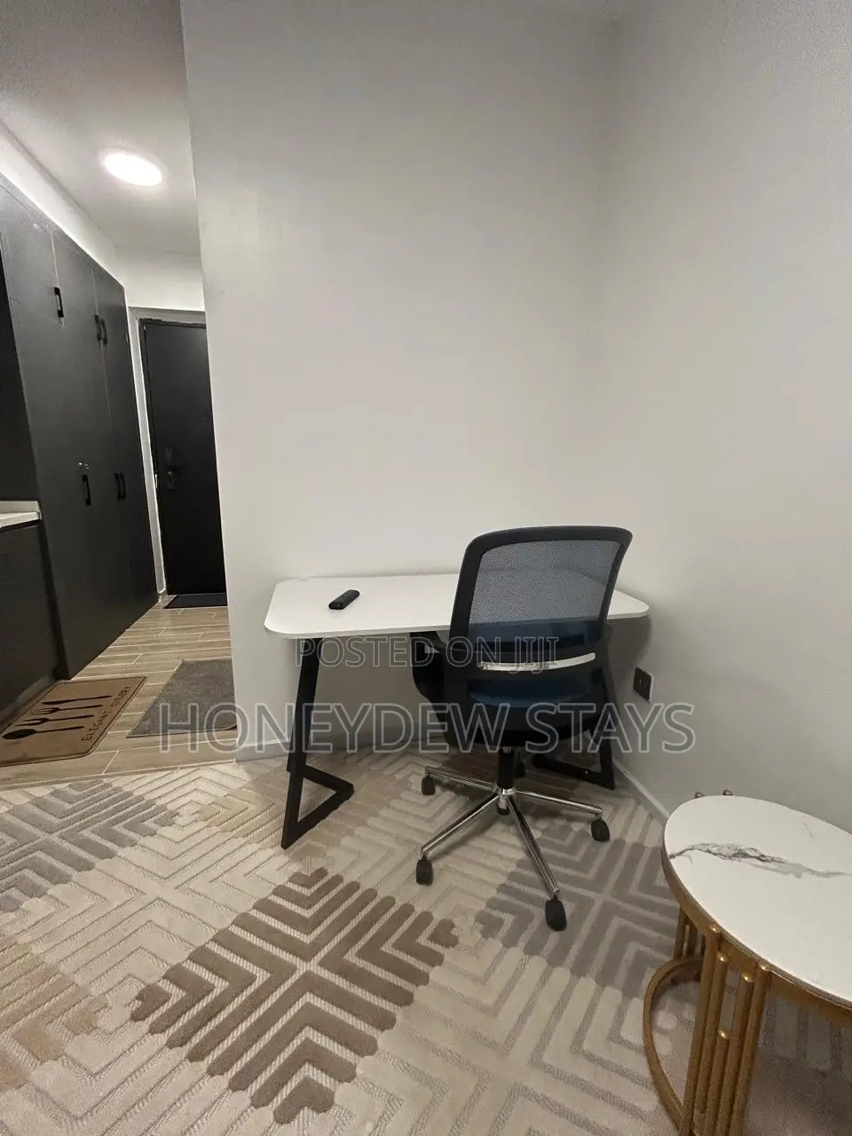 Business Travel Studio-Near Airport and SGR | Wi-Fi & Smart TV