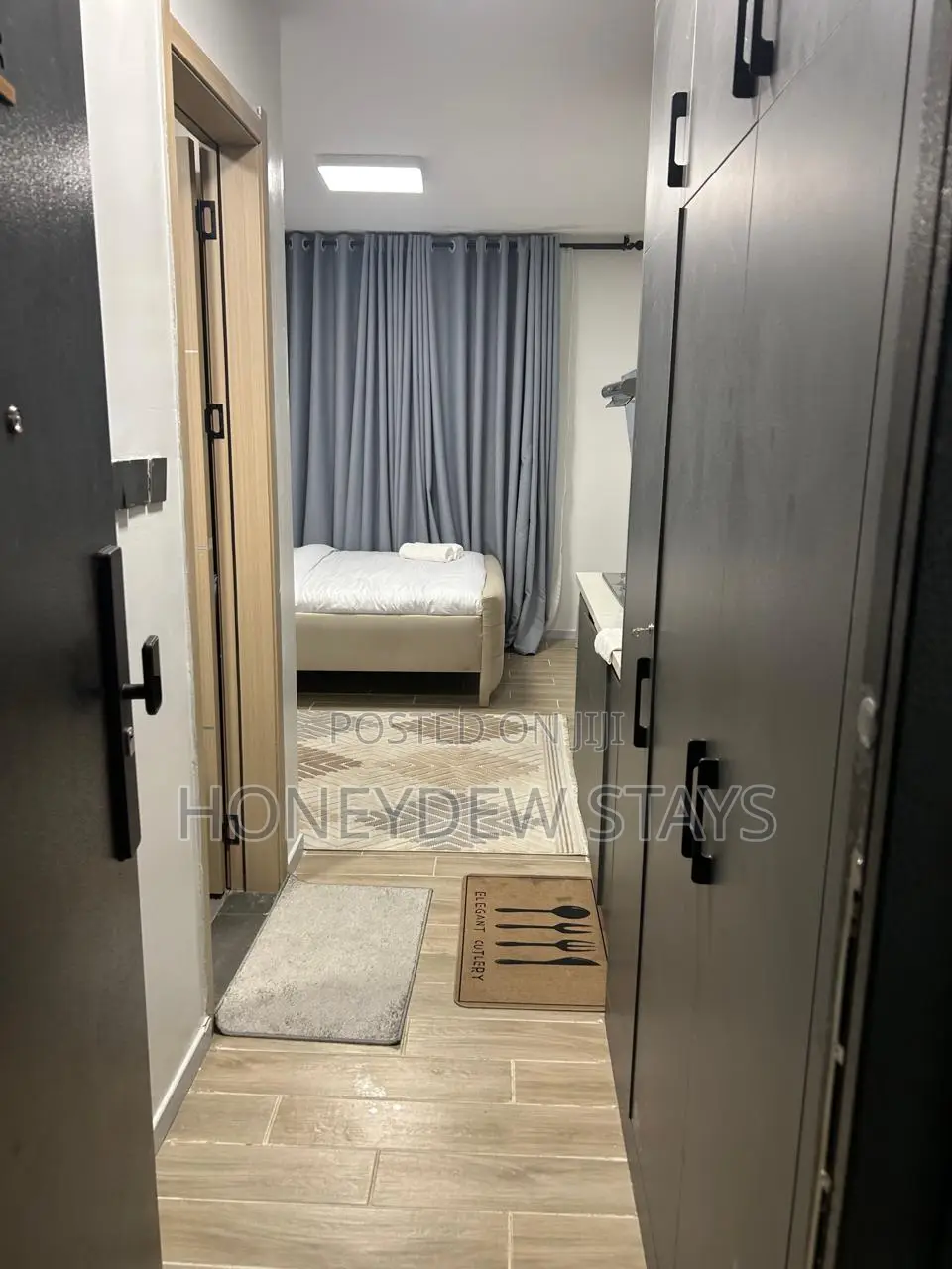 Business Travel Studio-Near Airport and SGR | Wi-Fi & Smart TV