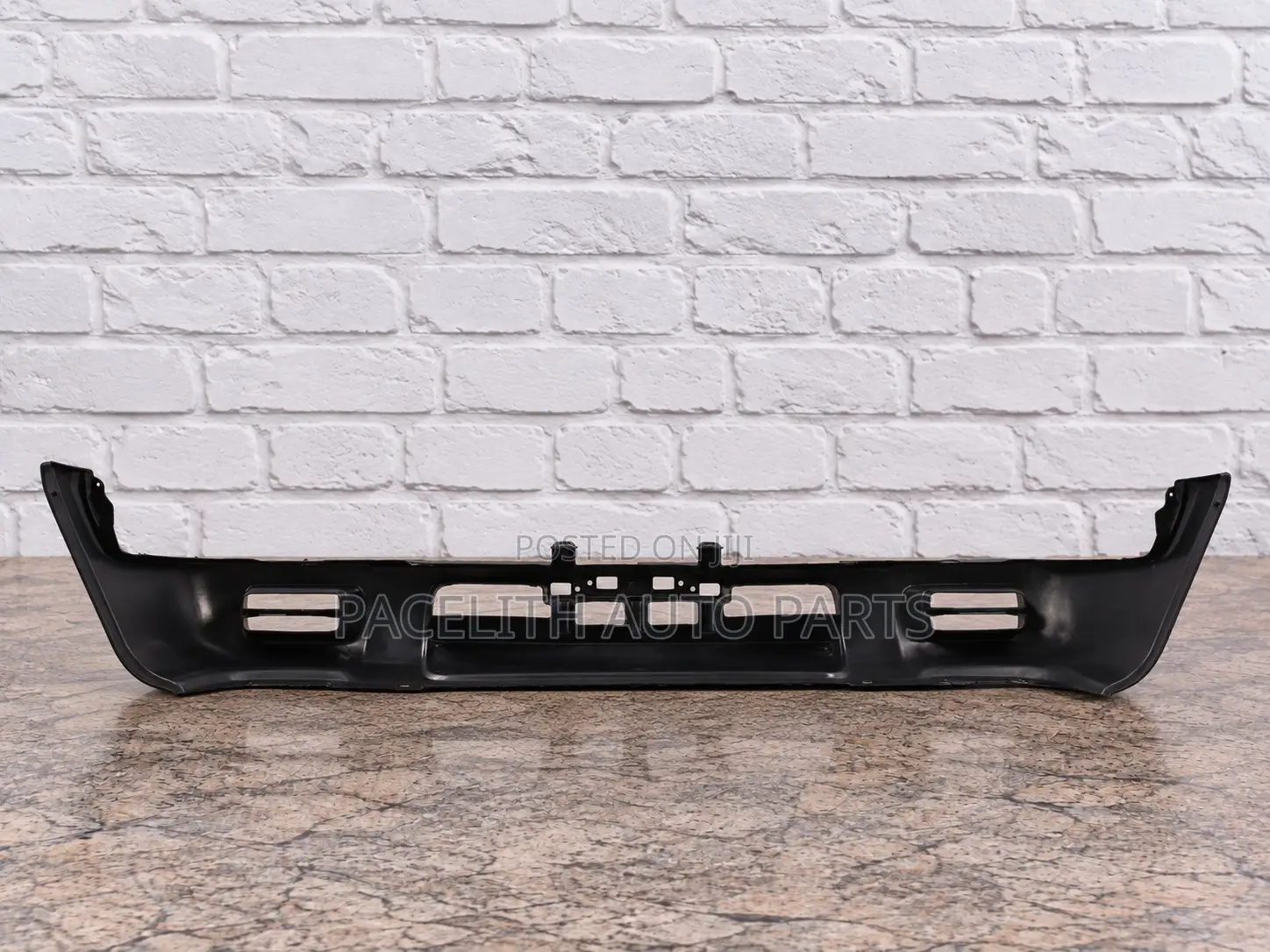 Bumper Apron Nissan Hardbody D22 1998/1999/2000 2wd