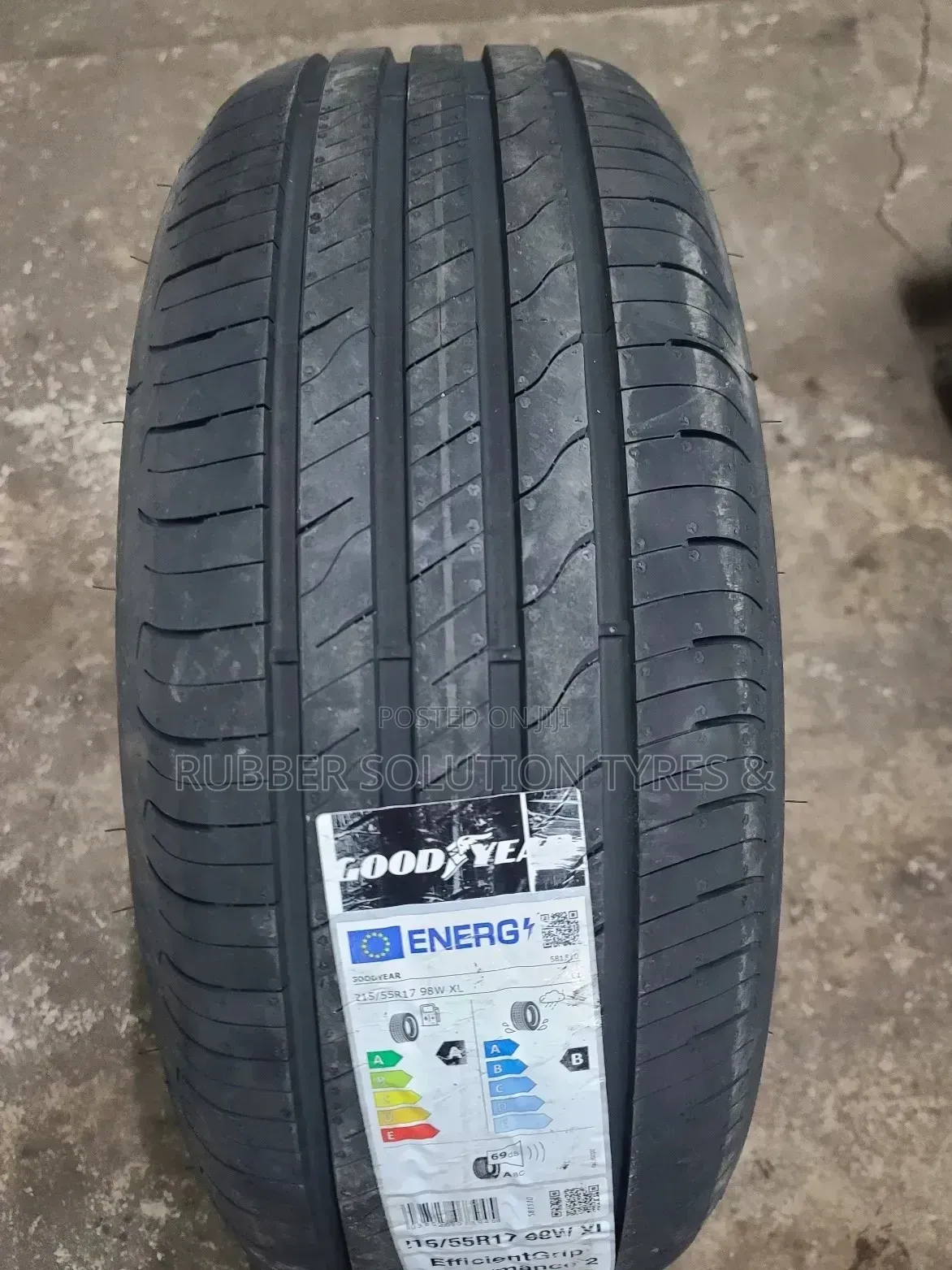 215 /55 R17 Goodyear 98w Xl Efficient Grip2