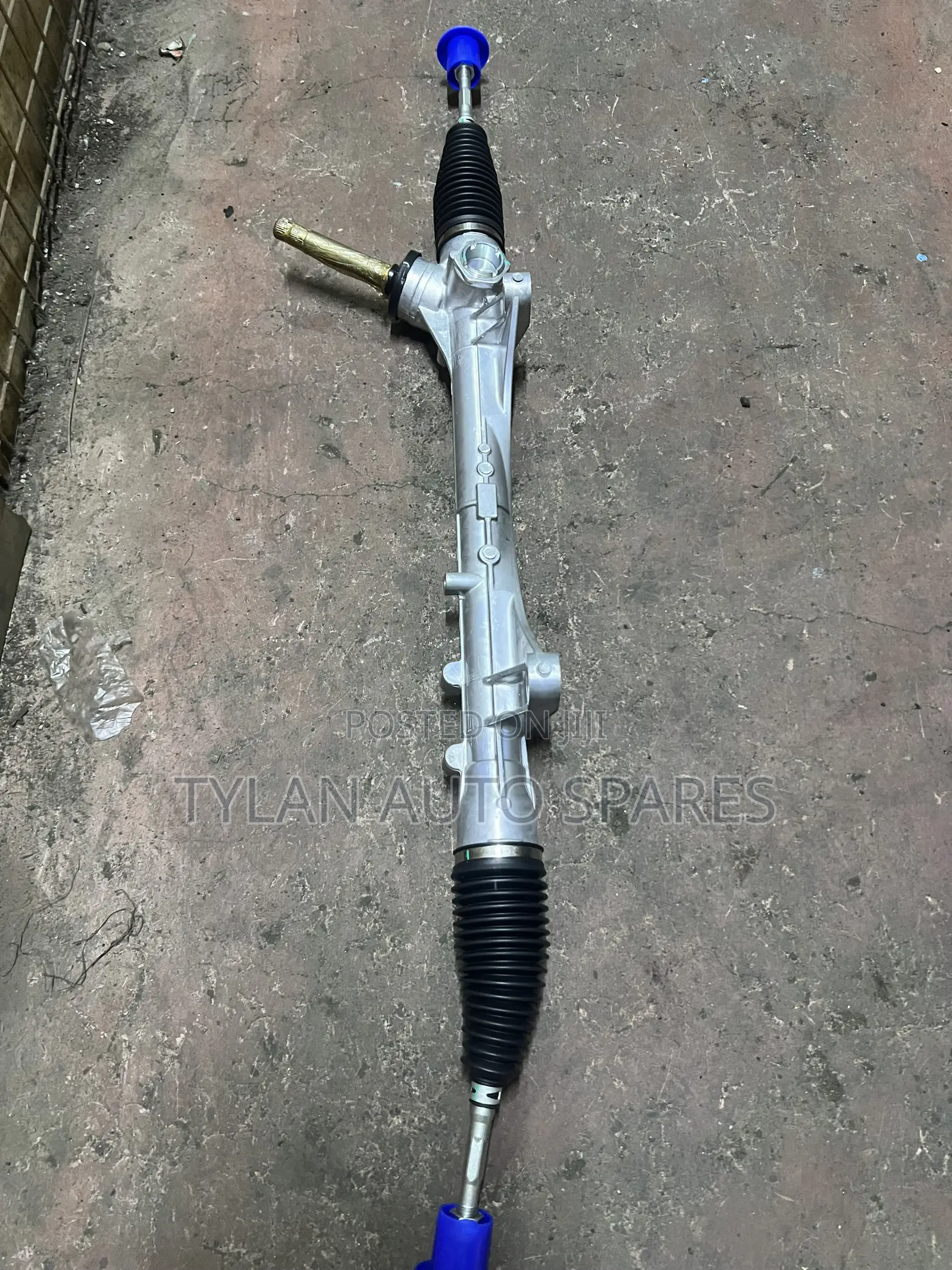 Steering Rack NV200