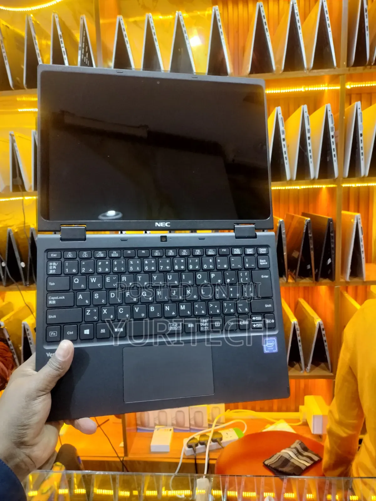 Laptop NEC 4GB Intel Celeron SSD 128GB