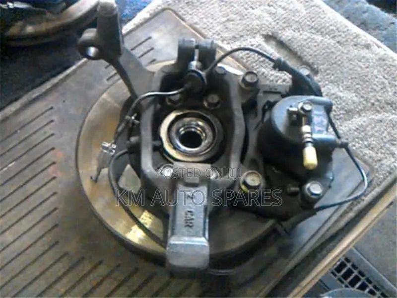 Nissan Teana Hub.