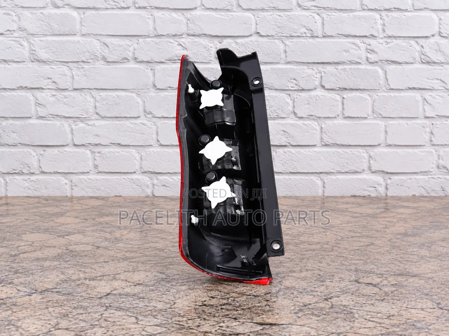 Casp Tail Lamp / Light Nissan Urvan NV350 E26 E27 2013/2014/2015
