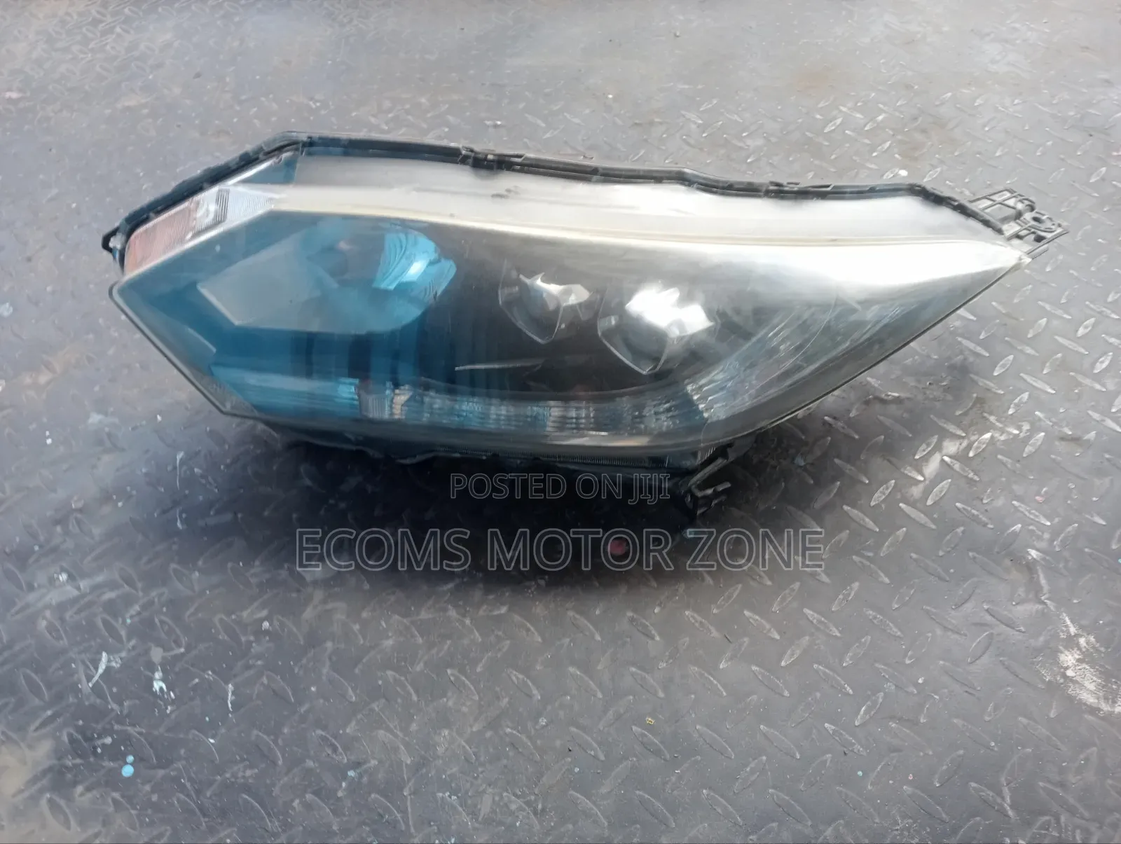 Honda Vezel 2015 Headlight