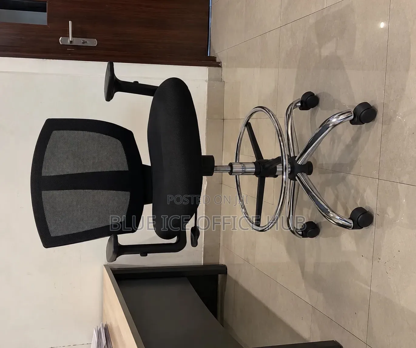 Black Mesh Drafting Chair With Footrest – Adjustable Office Chair