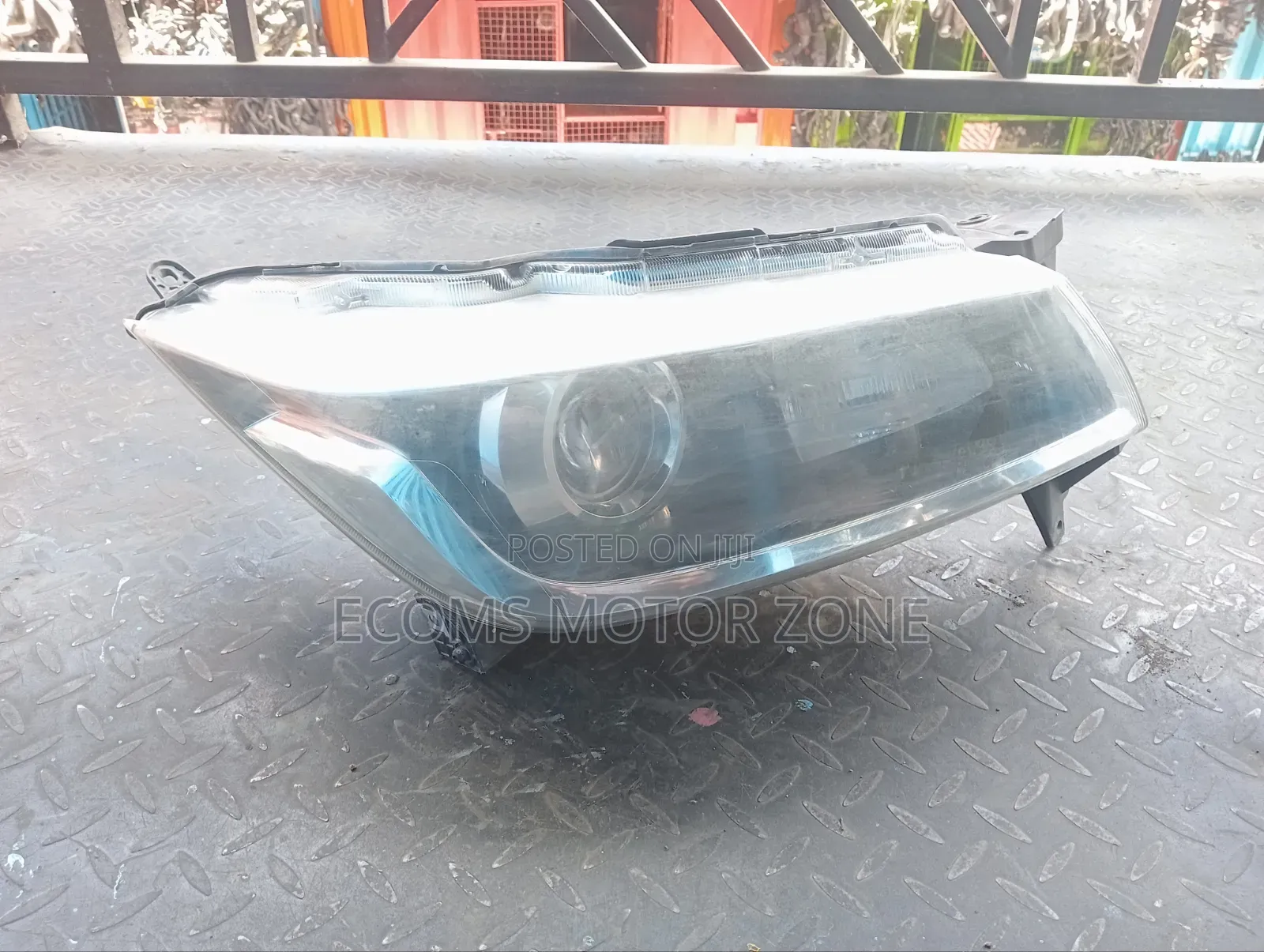 Nissae Dayz 2015 Headlight