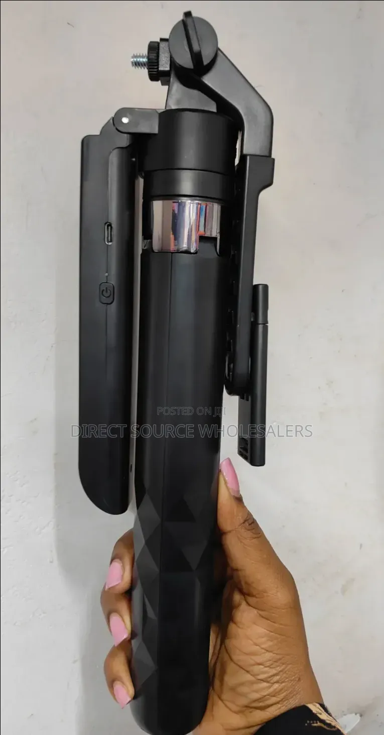 PLOKAMA AI Selfie Stick Tripod With LED Fill Light – AUTO-A7 PRO