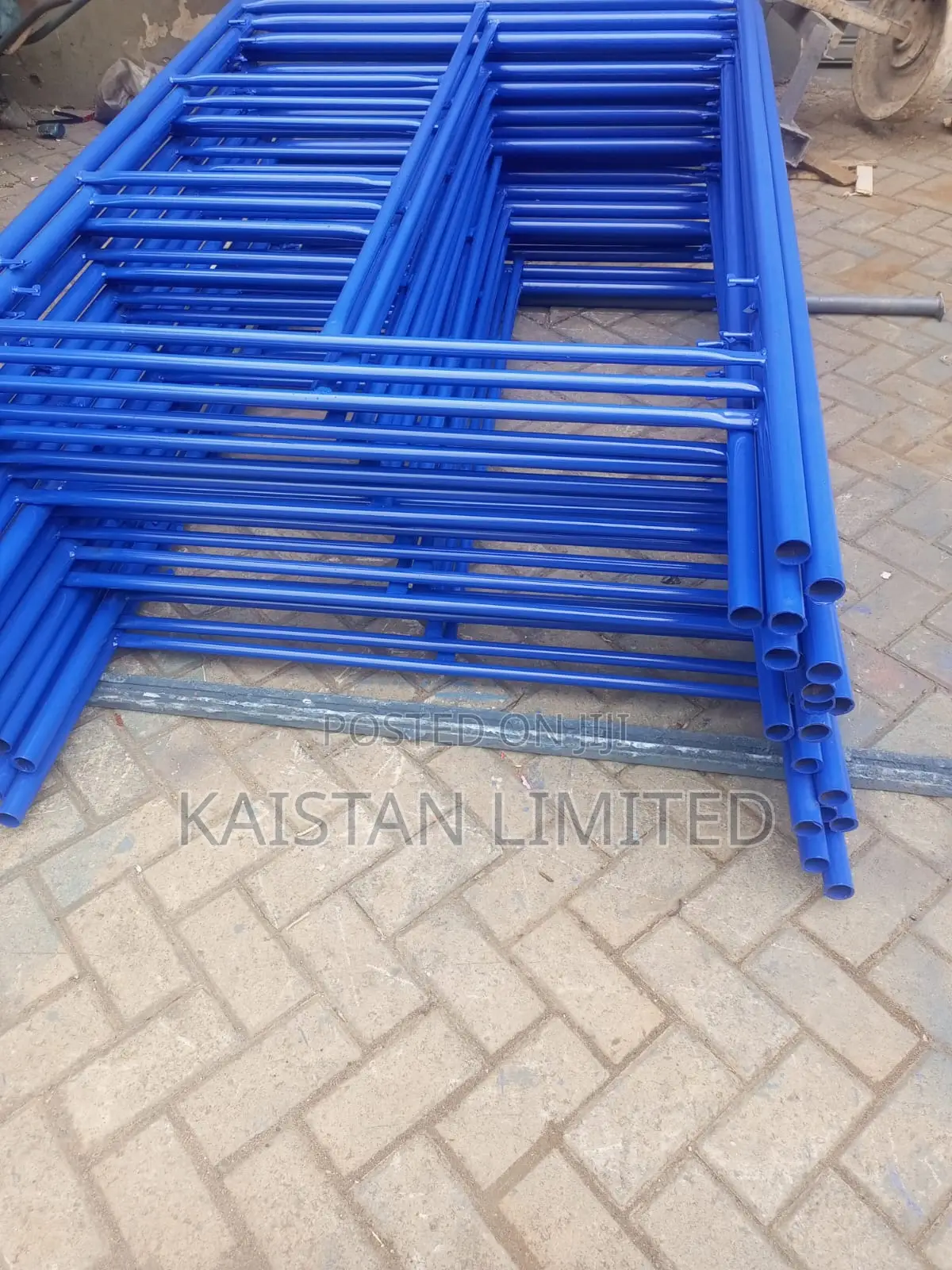 Scaffolding Ladders / Construction Set 2 M {H Frame}