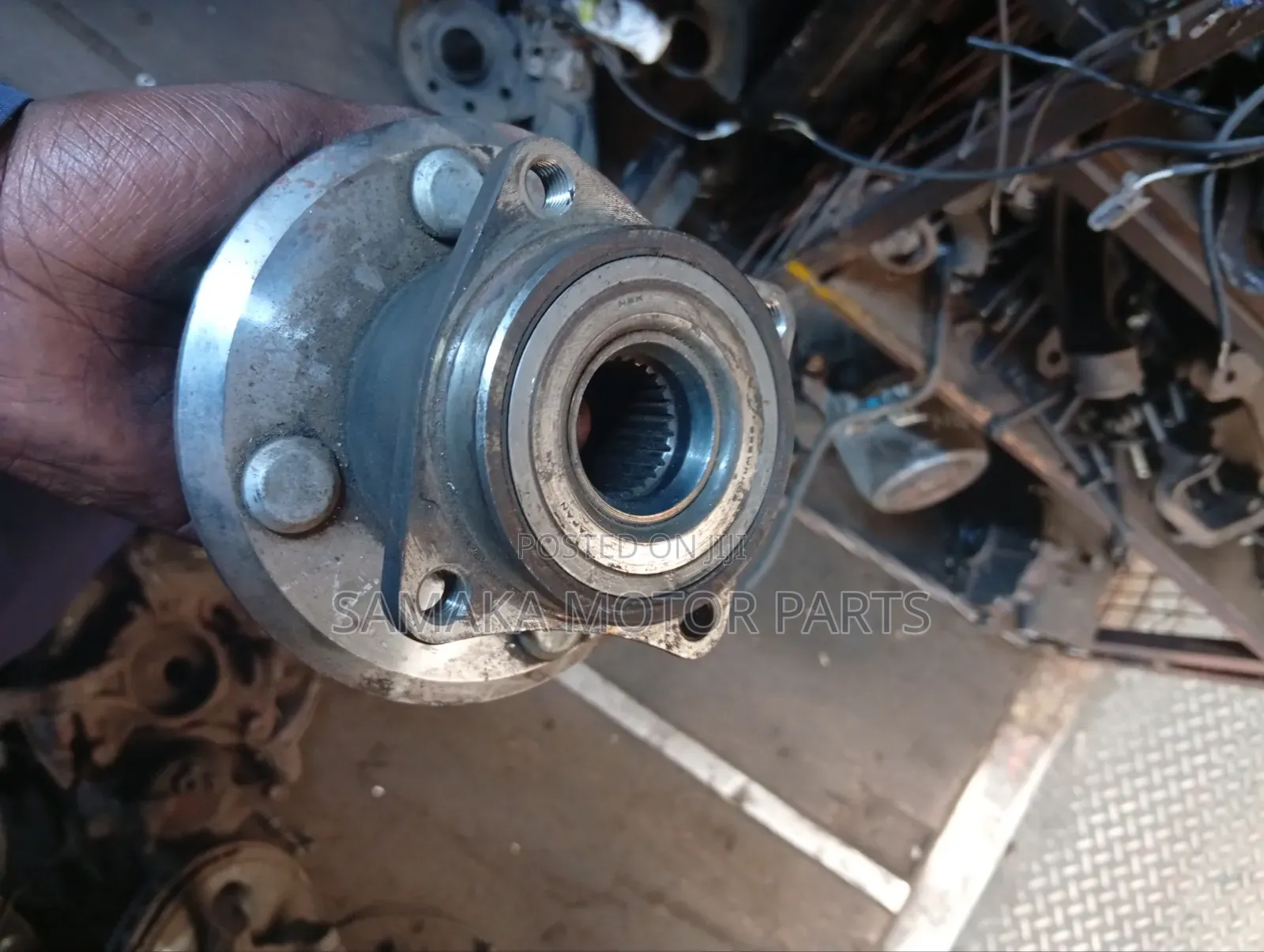 Axio 4wd Rear Hub