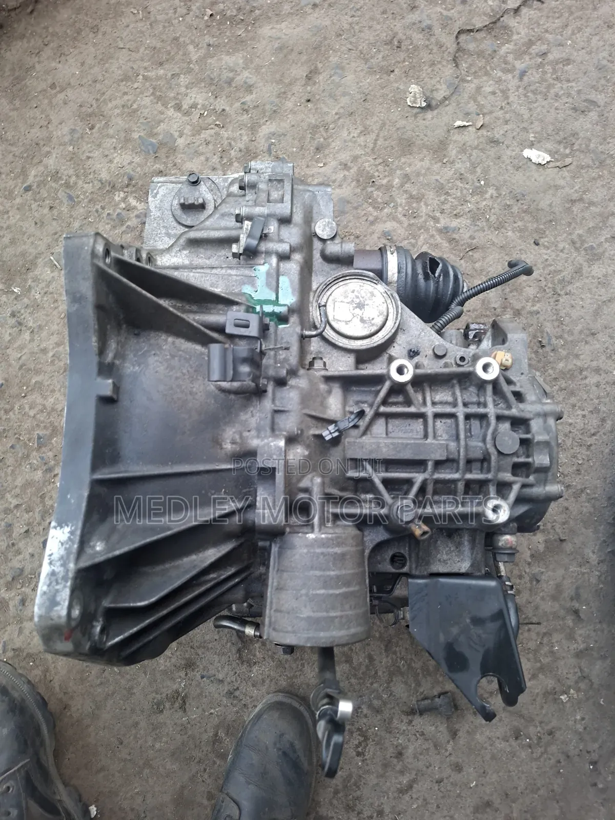 Nissan Wingroad MR18 Gearbox