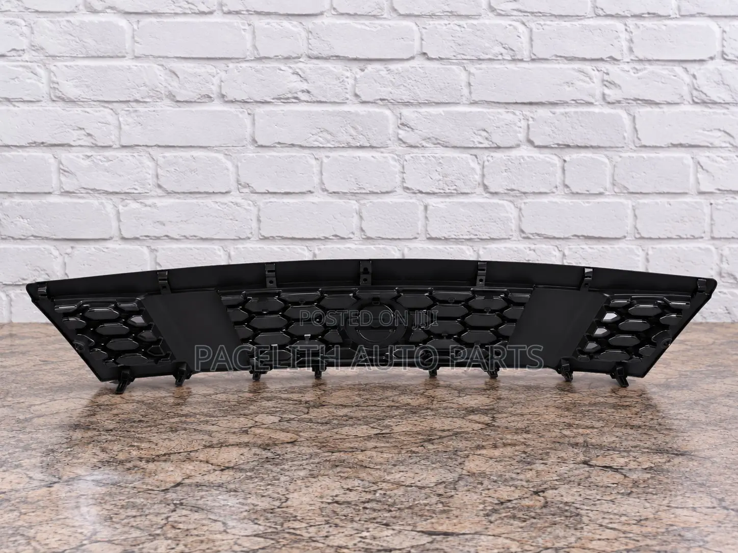 FPI Grille Nissan Urvan NV350 E26 E27 2013/2014/2015