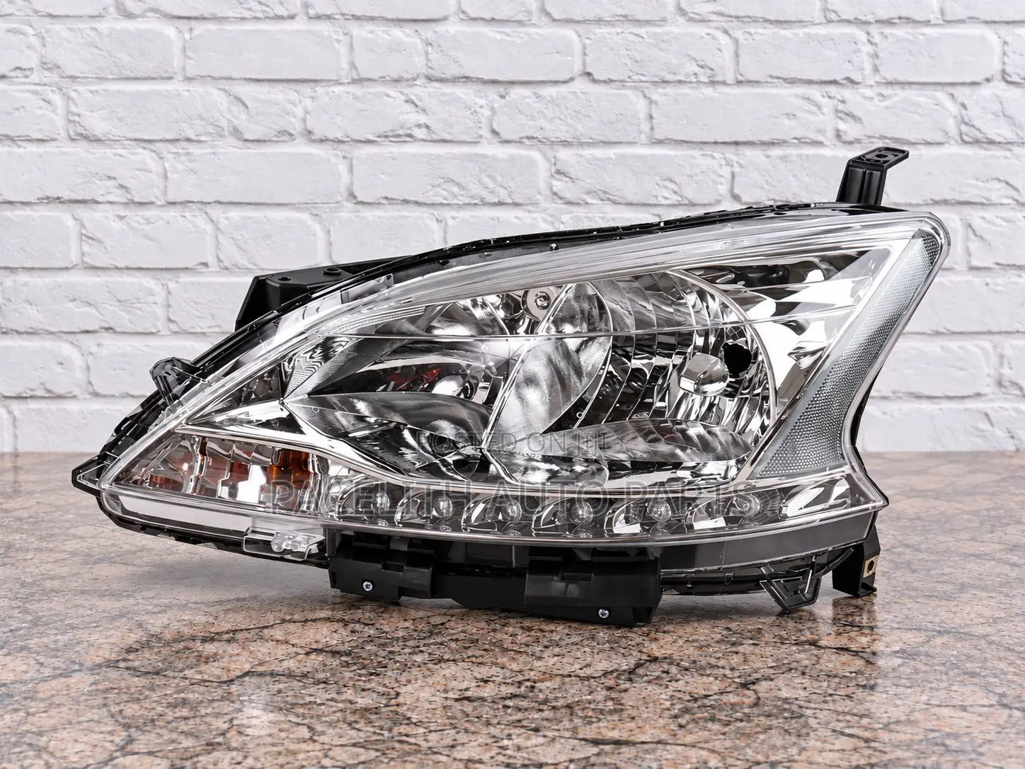 Casp Head Lamp / Light Nissan Sylphy Sentra 2014/2015/2016 Led