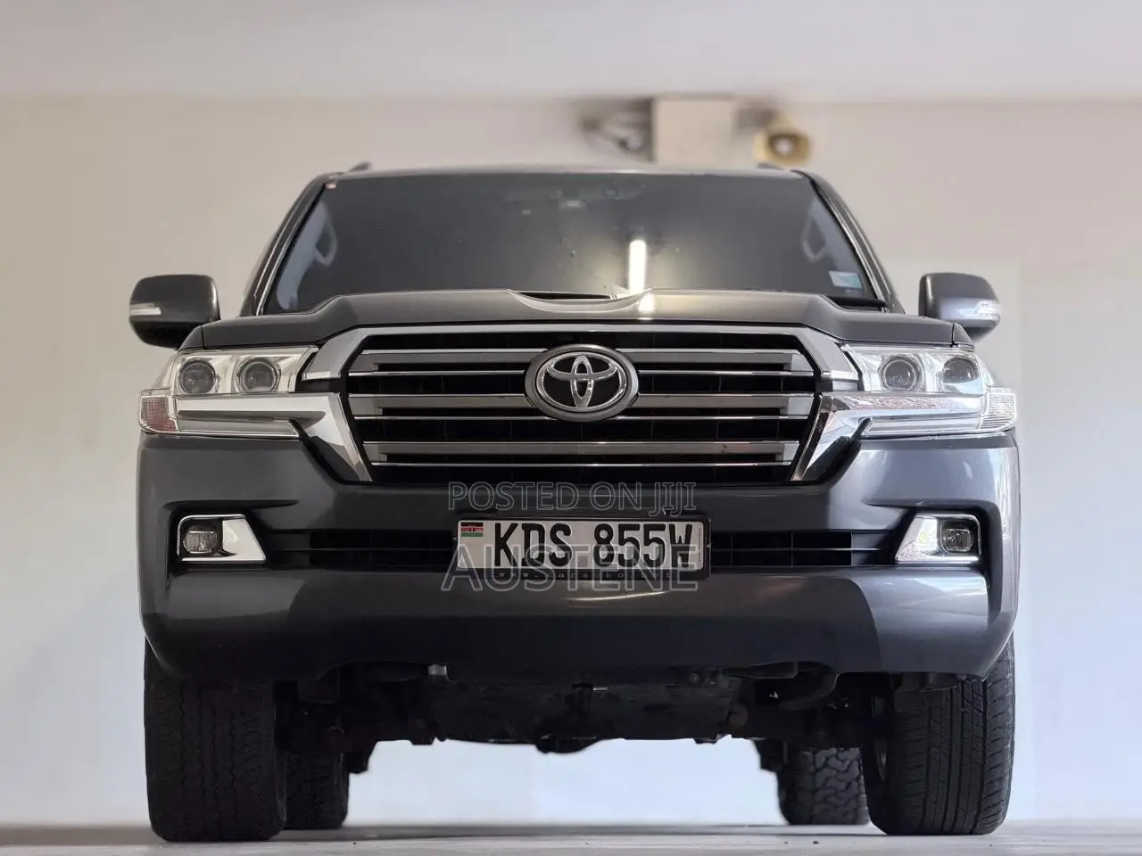 Toyota Land Cruiser 4.5 V8 VXR 2018 Gray