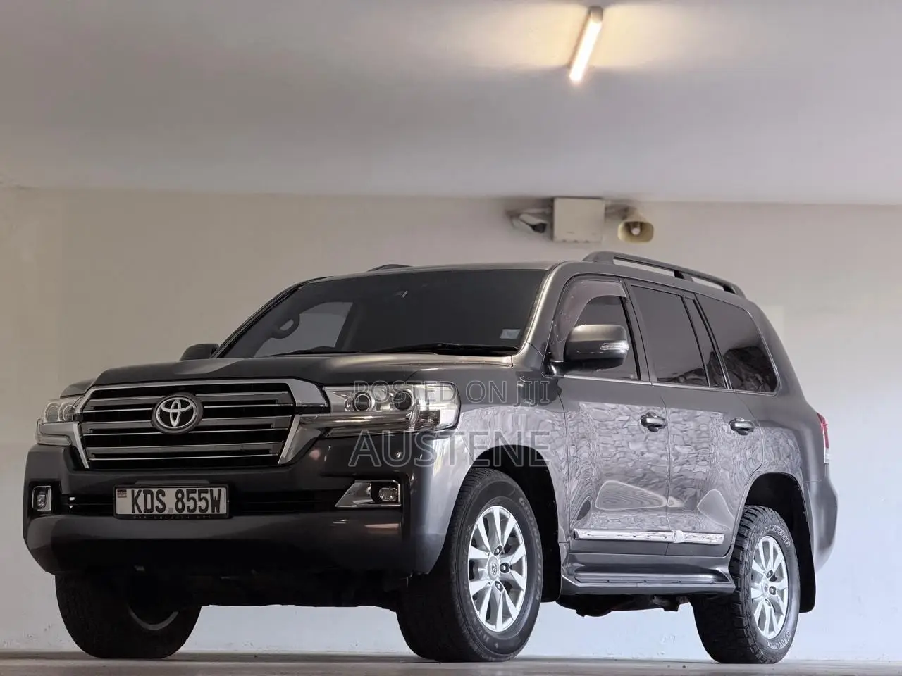Toyota Land Cruiser 4.5 V8 VXR 2018 Gray