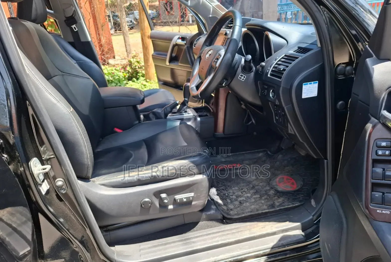 Toyota Land Cruiser Prado 2015 Black