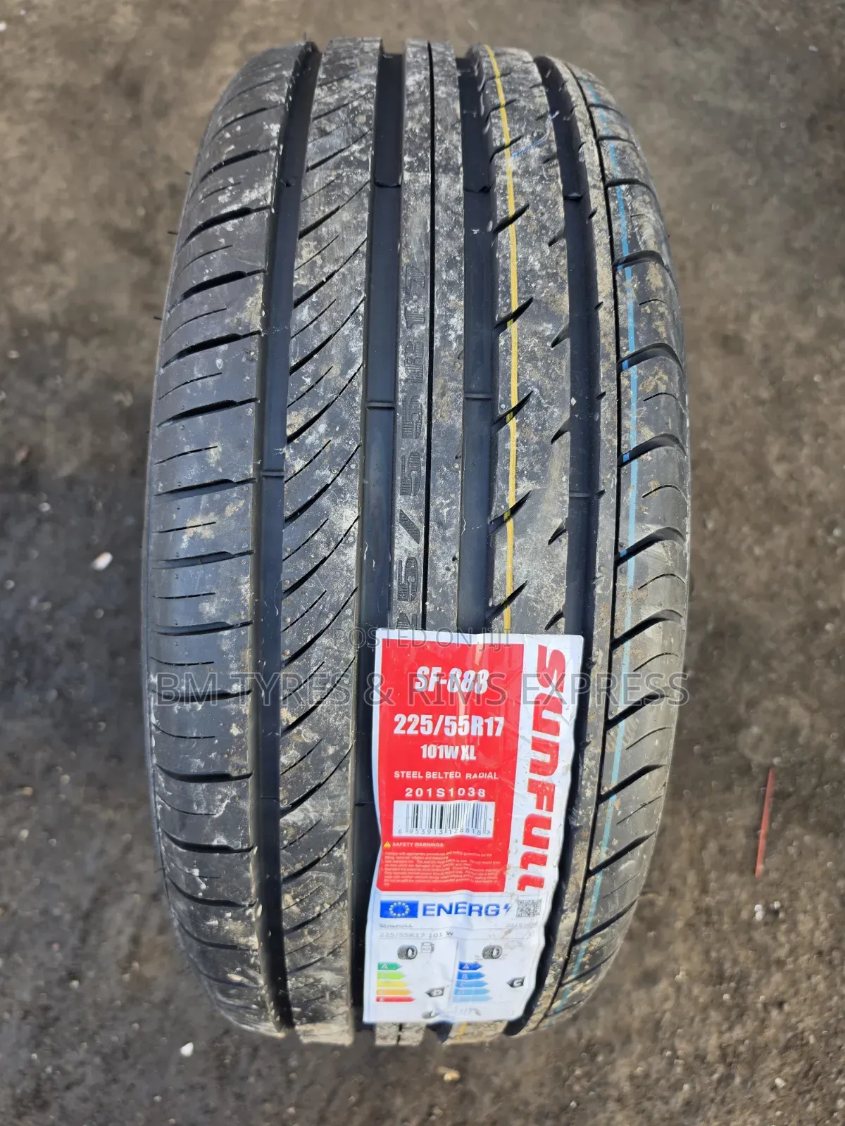 225 /55 R17 Sunfull Tires