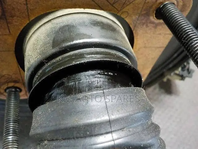 Nissan Wingroad Brake Booster Master Cylinder.
