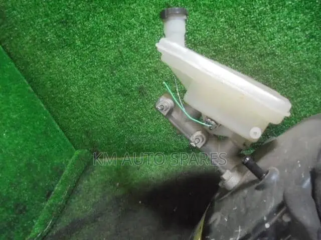 Nissan Wingroad Brake Booster Master Cylinder.