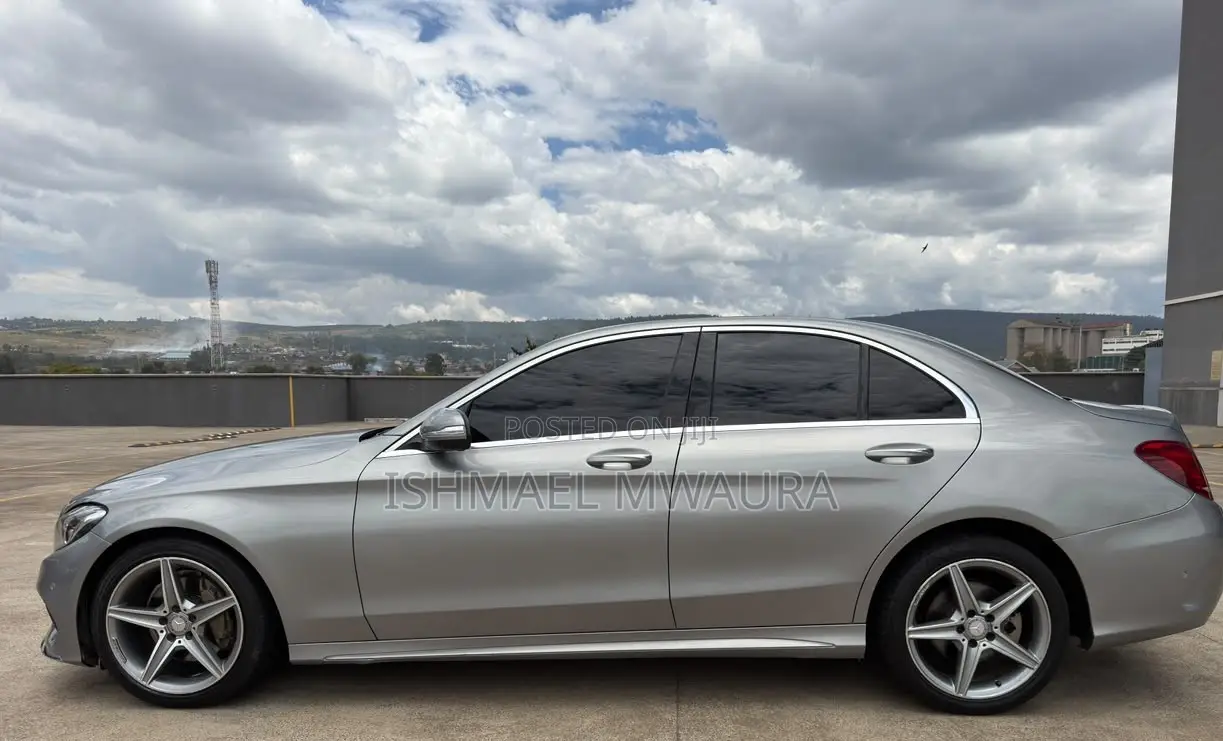 Mercedes-Benz C200 2017 Silver