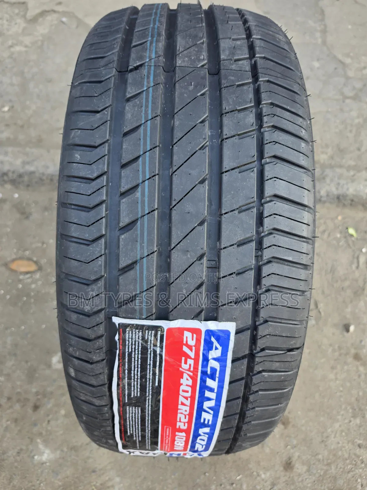 275 /40 R22 Vinmax Tires