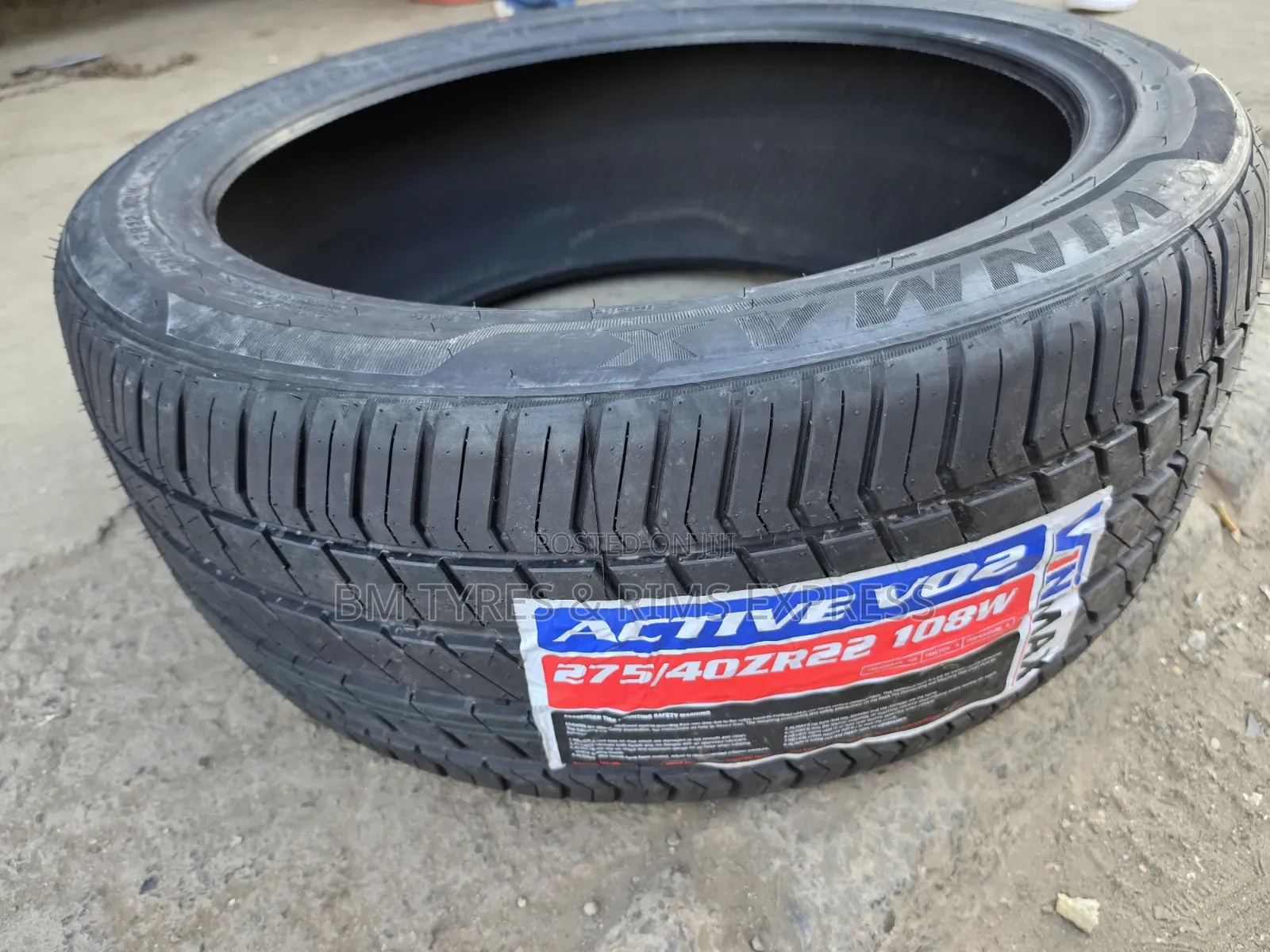 275 /40 R22 Vinmax Tires