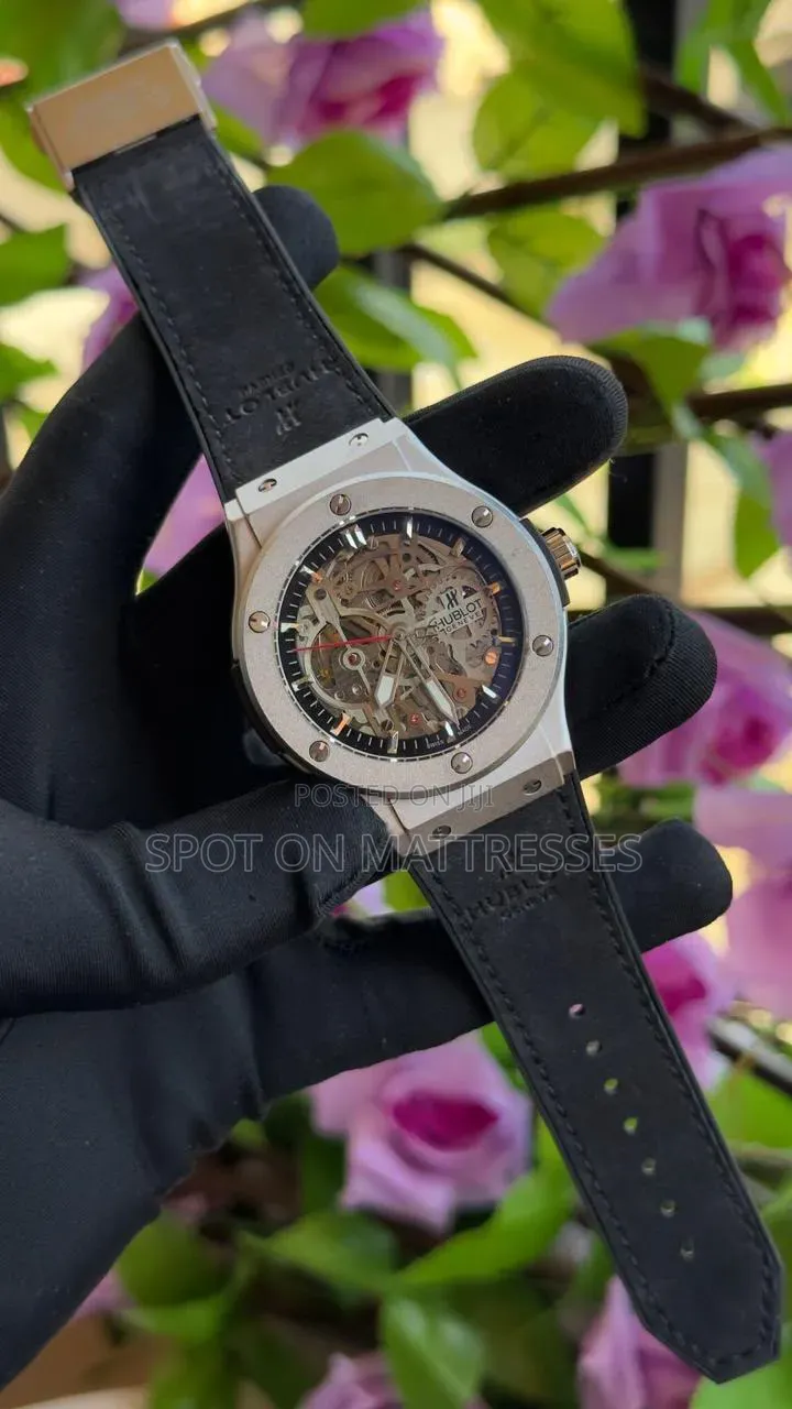 Hublot Automatic Gents Watch + Free Hublot Watchbox. We Deliver!
