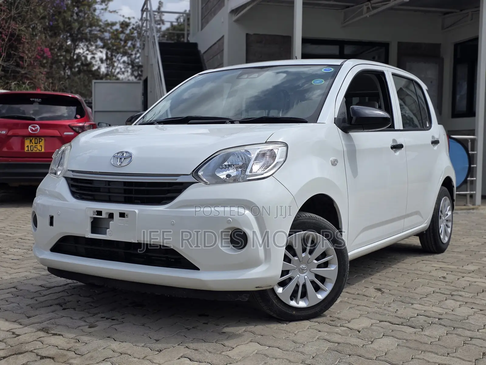 Toyota Passo 1.0 AWD 2019 White