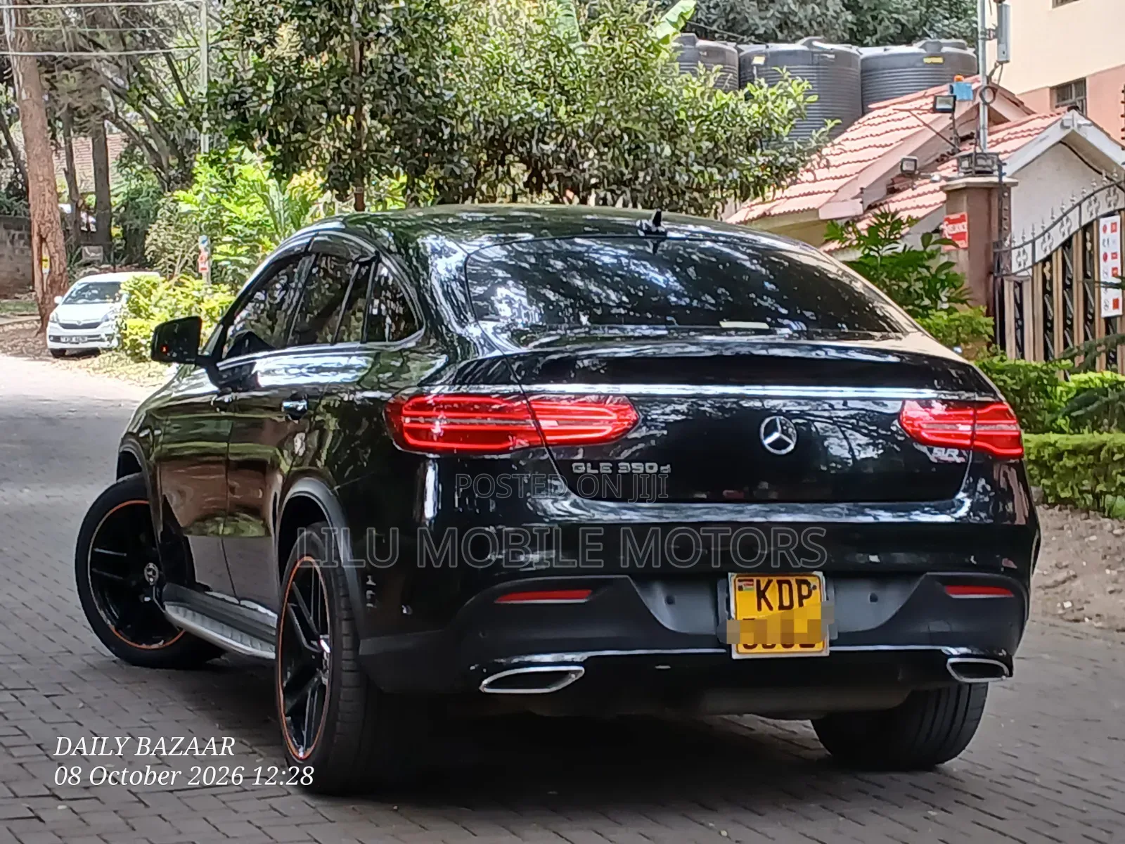 Mercedes-Benz 350D 2015 Black