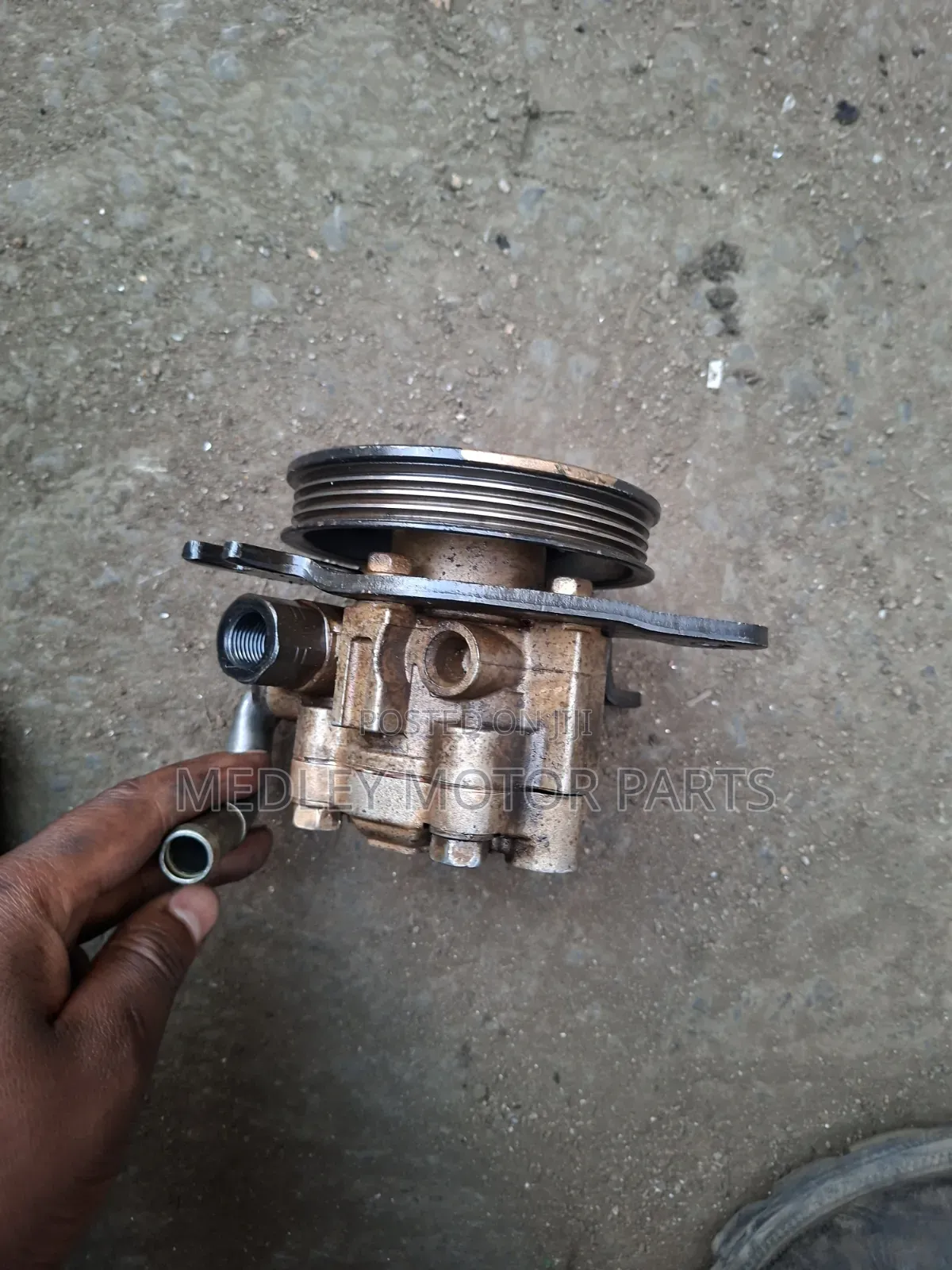 Nissan Nv350 YD25 Power Steering Rack