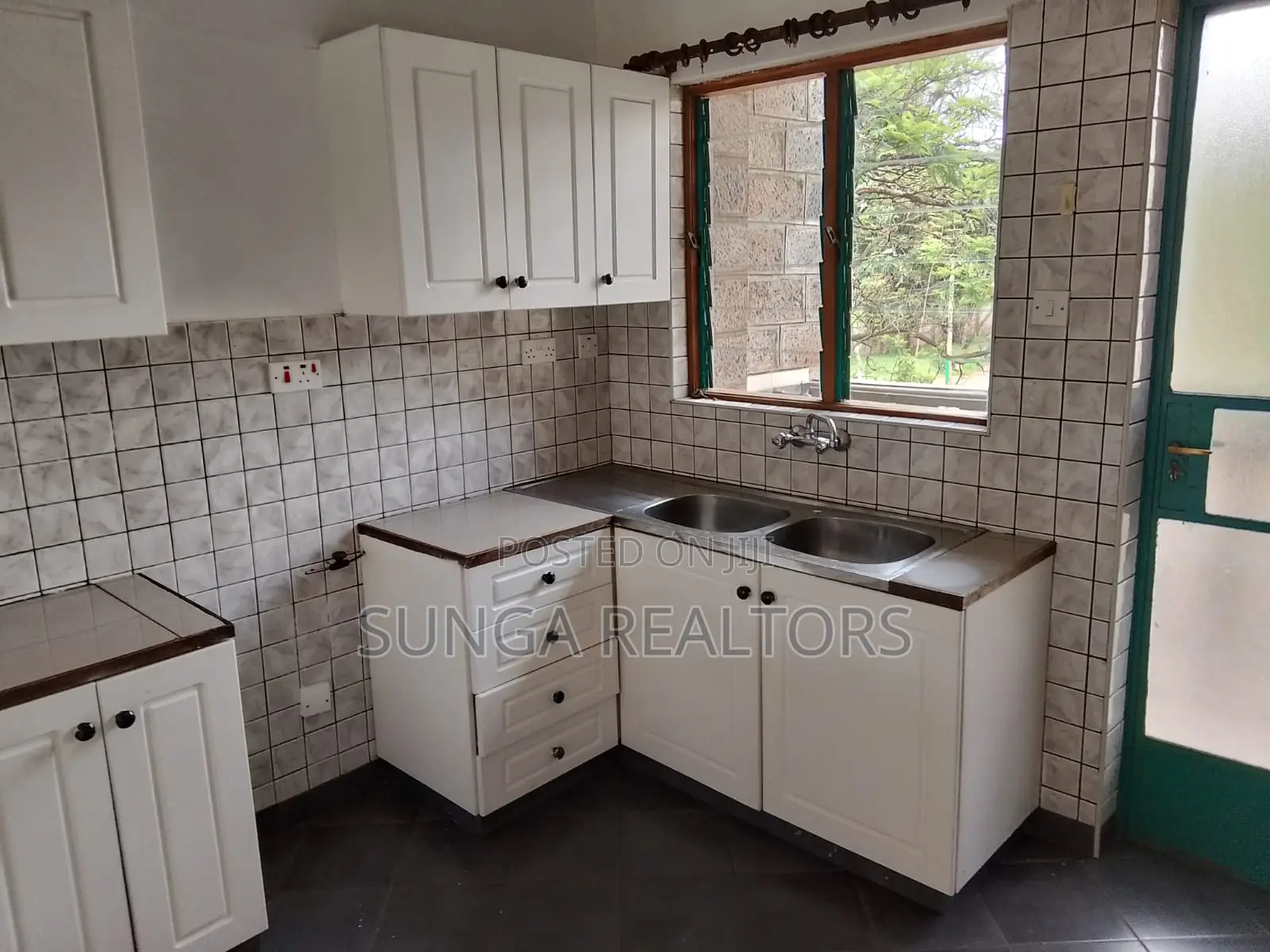 2bdrm Apartment in Parklands/Highridge for rent