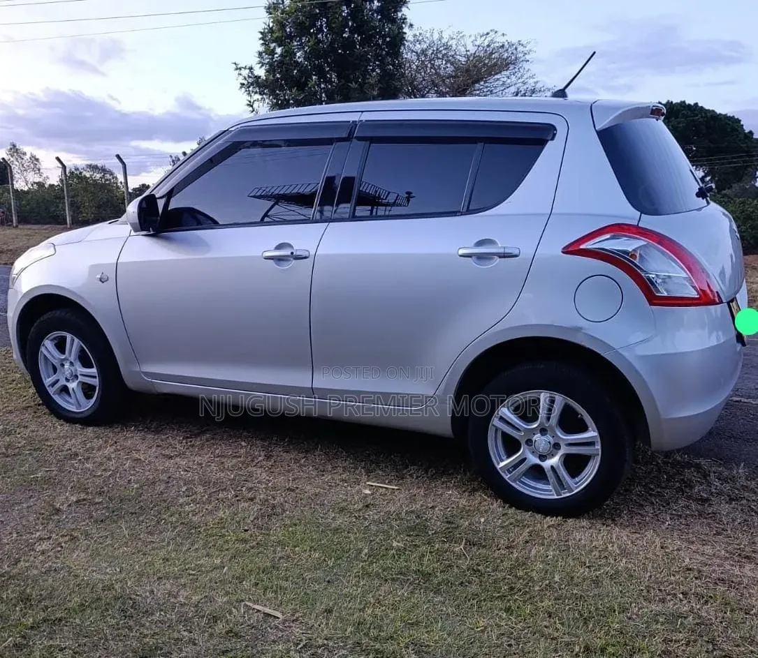 Suzuki Swift 2016 Silver