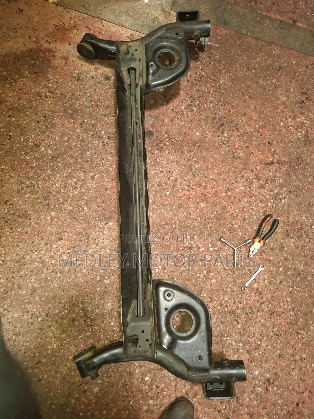 Nissan Note E12 Rear Beam/Axle