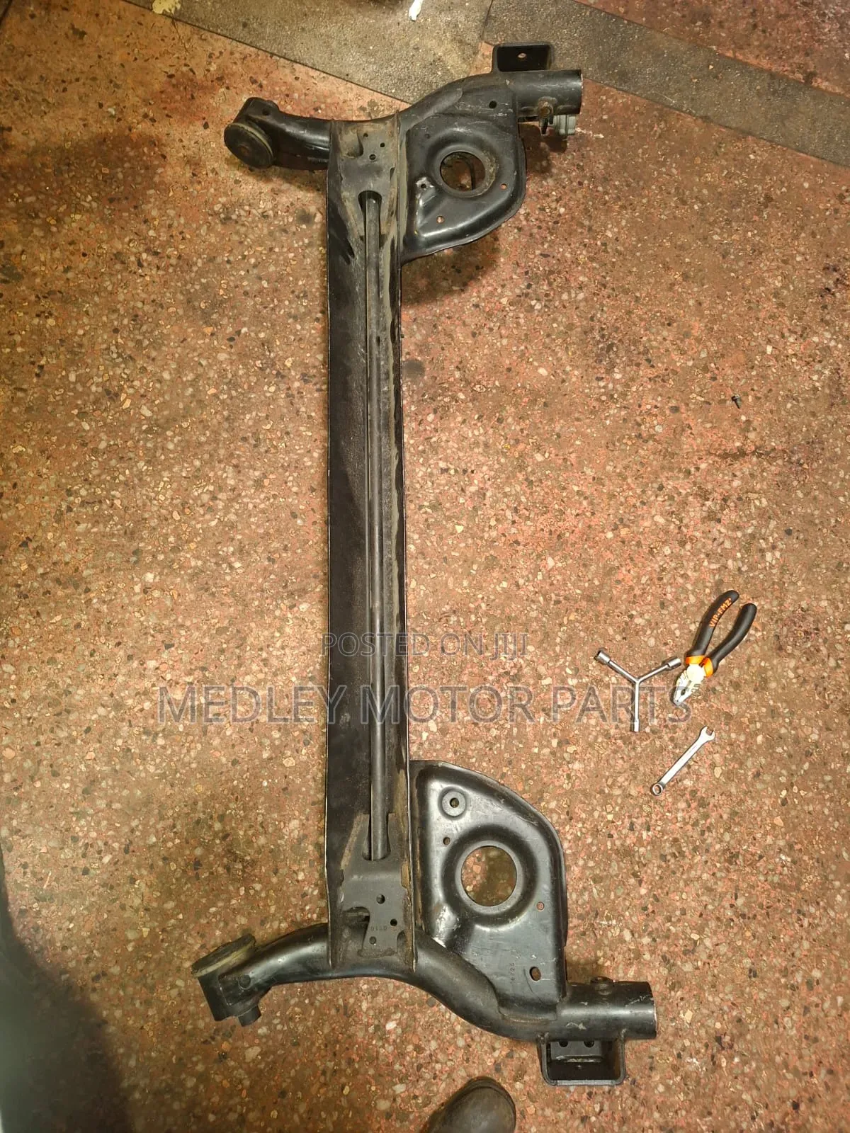 Nissan Note E12 Rear Beam/Axle