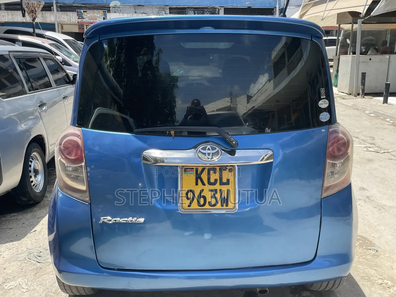 Toyota Ractis 1.5 FWD 2012 Blue