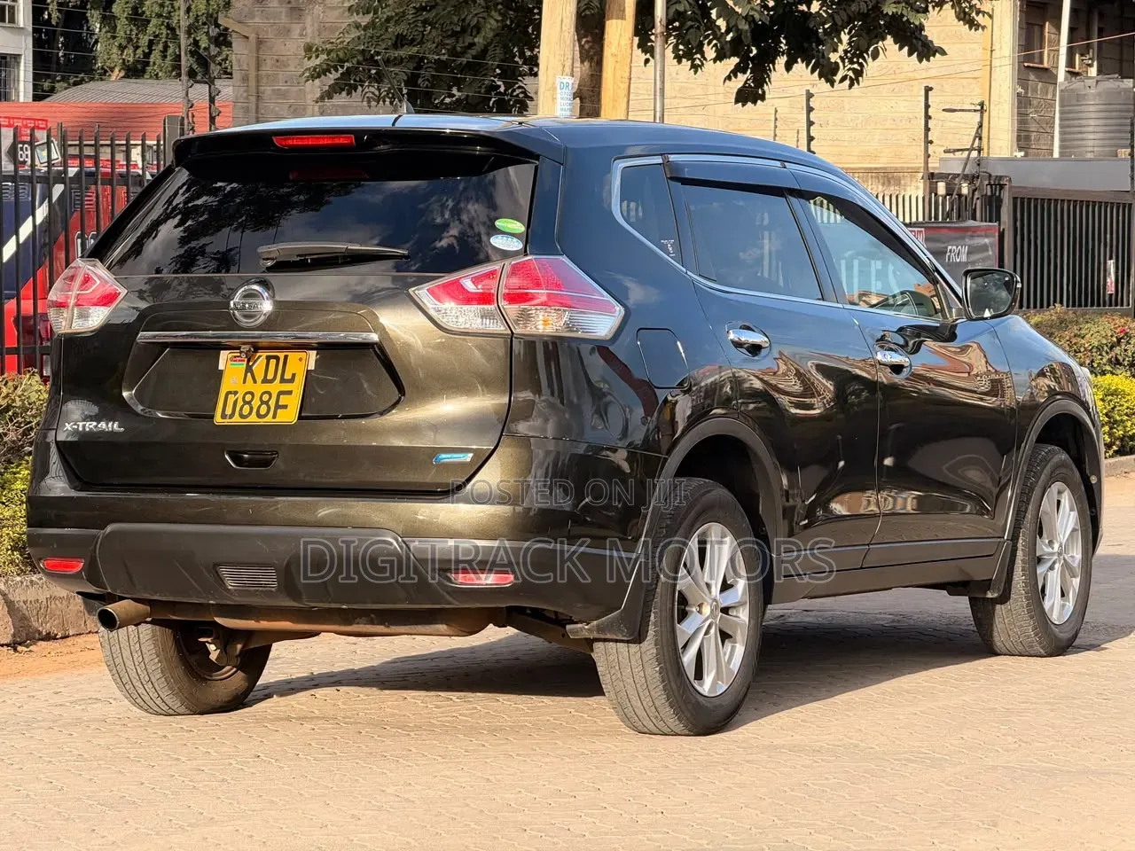Nissan X-Trail 2015 Black