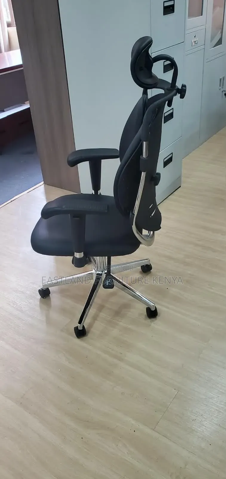 Adjustable Swivel Chair