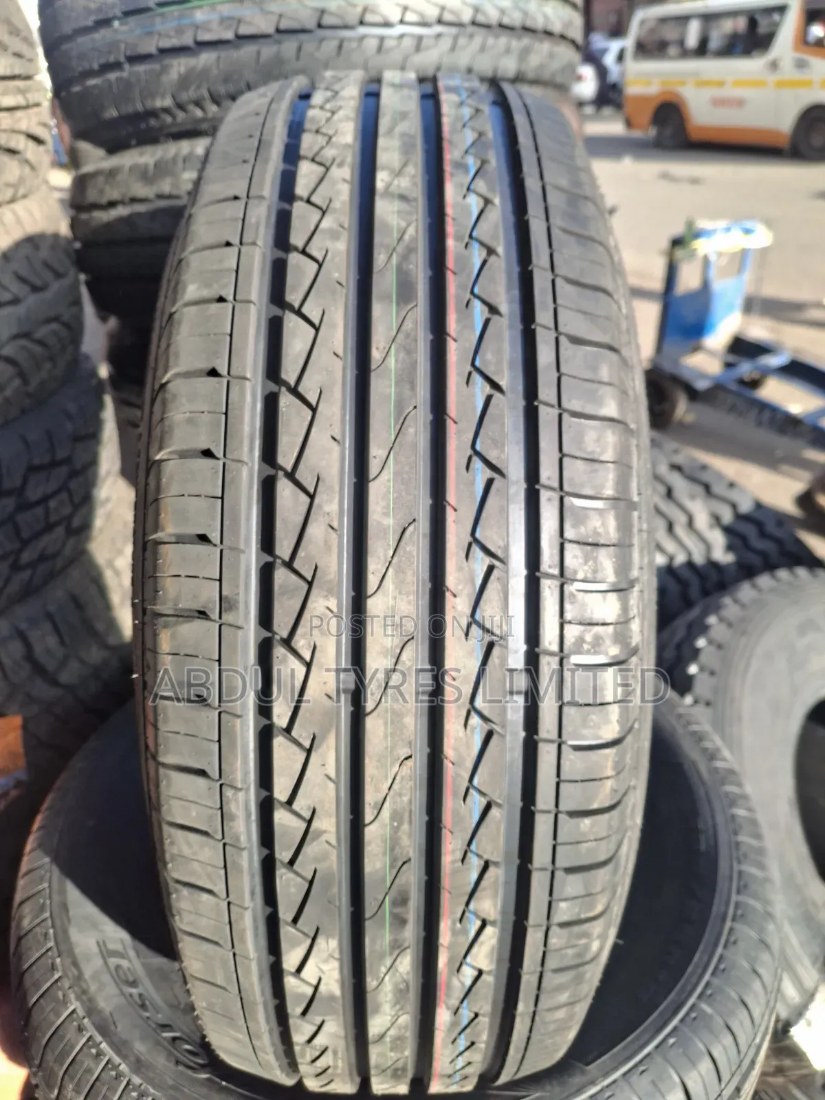 205/65r15 Comforser Tire