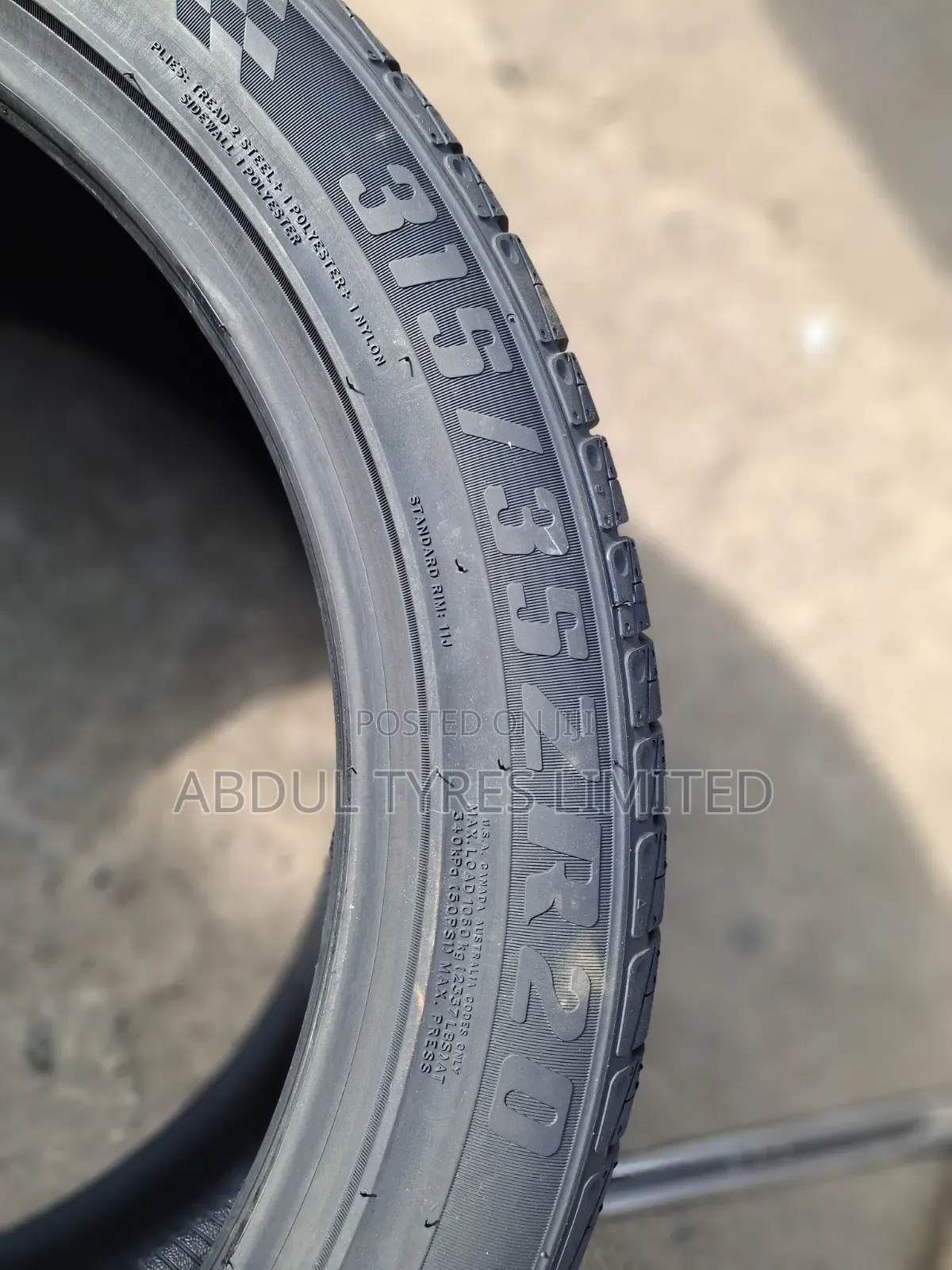 315/35zr20 Roadx Tire
