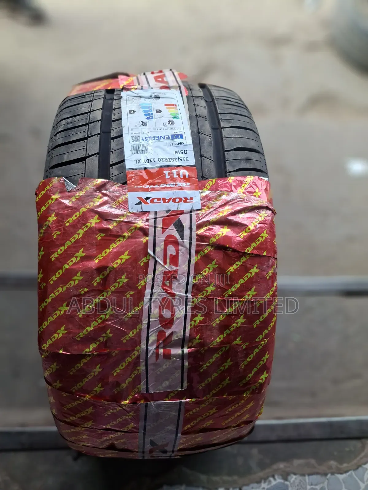 315/35zr20 Roadx Tire