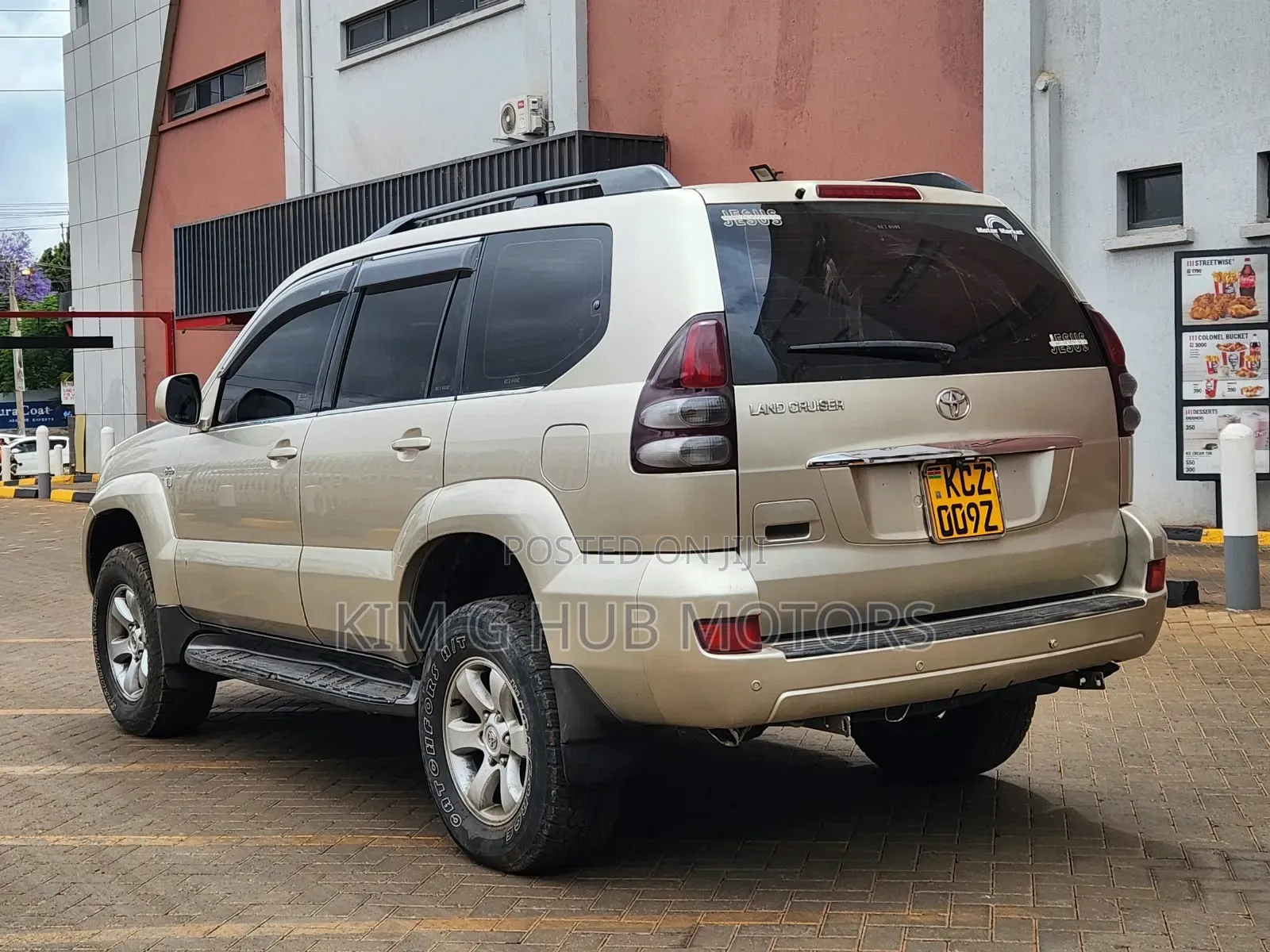 Toyota Land Cruiser Prado 3.0 D-4D 5dr 2006 Gold
