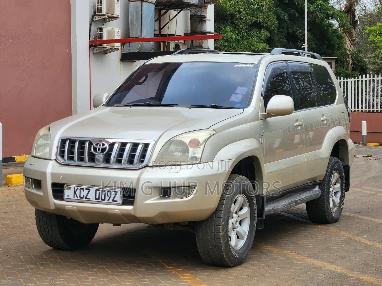 Toyota Land Cruiser Prado 3.0 D-4D 5dr 2006 Gold