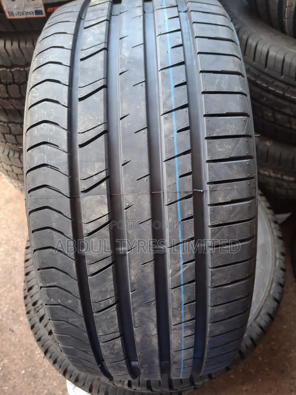 245/40zr19 Goddard Transforce Tire