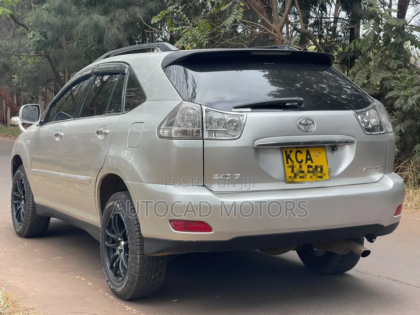 Toyota Harrier 2.4 2011 Silver