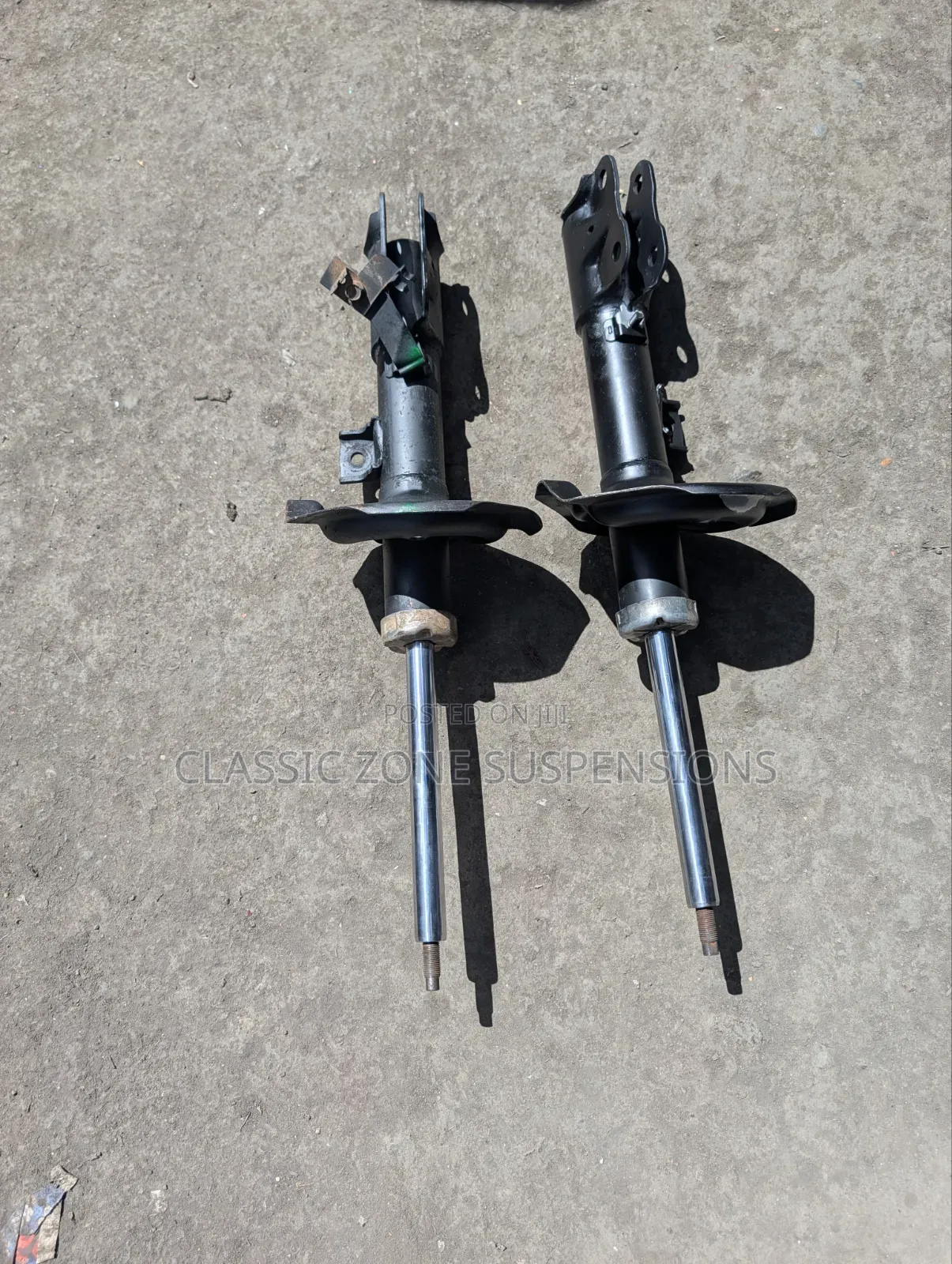 Mitsubishi Galant Fortis Shock Absorbers.